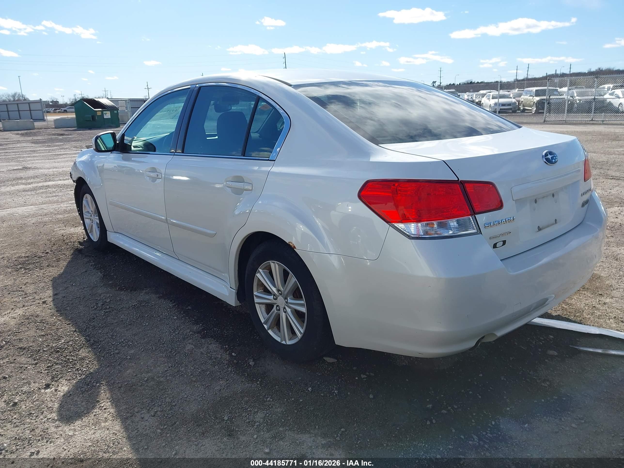 SUBARU LEGACY image 3