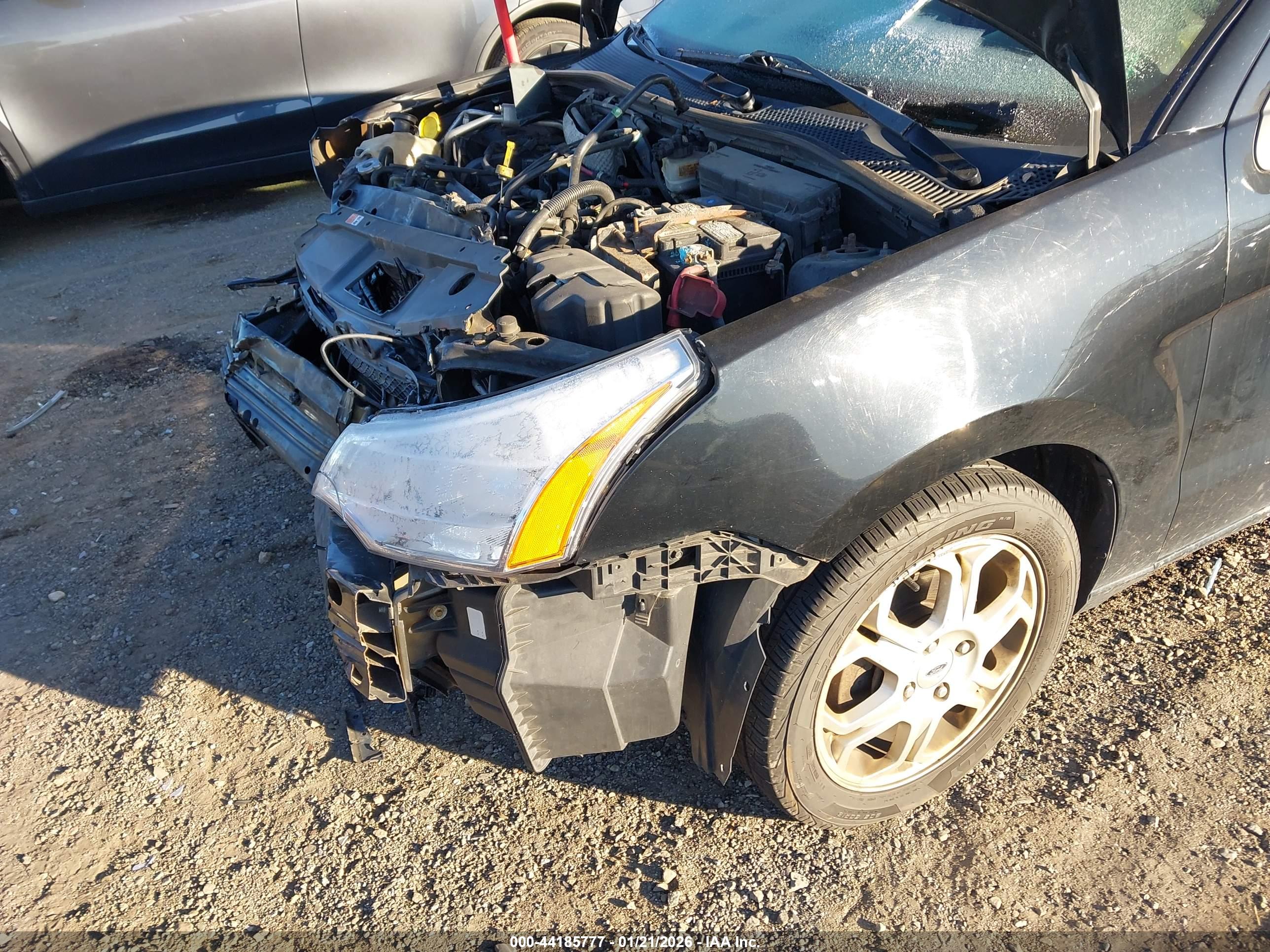 FORD FOCUS image 6