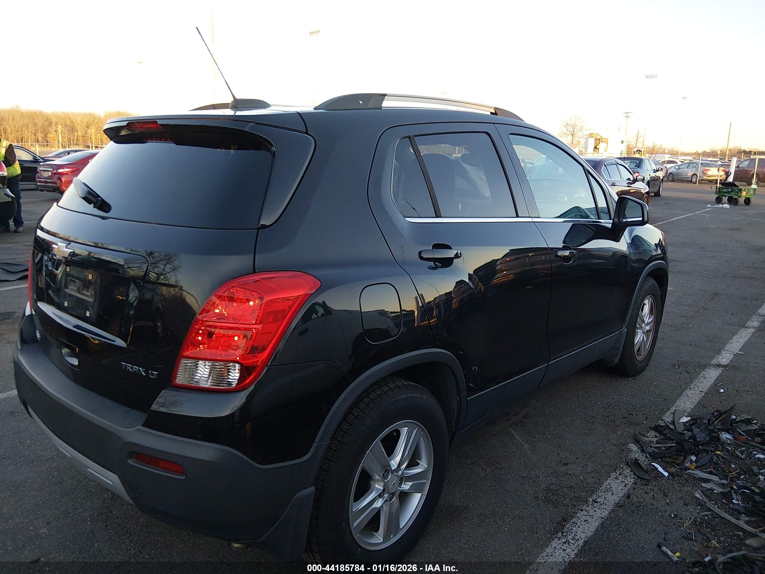 CHEVROLET TRAX image 4