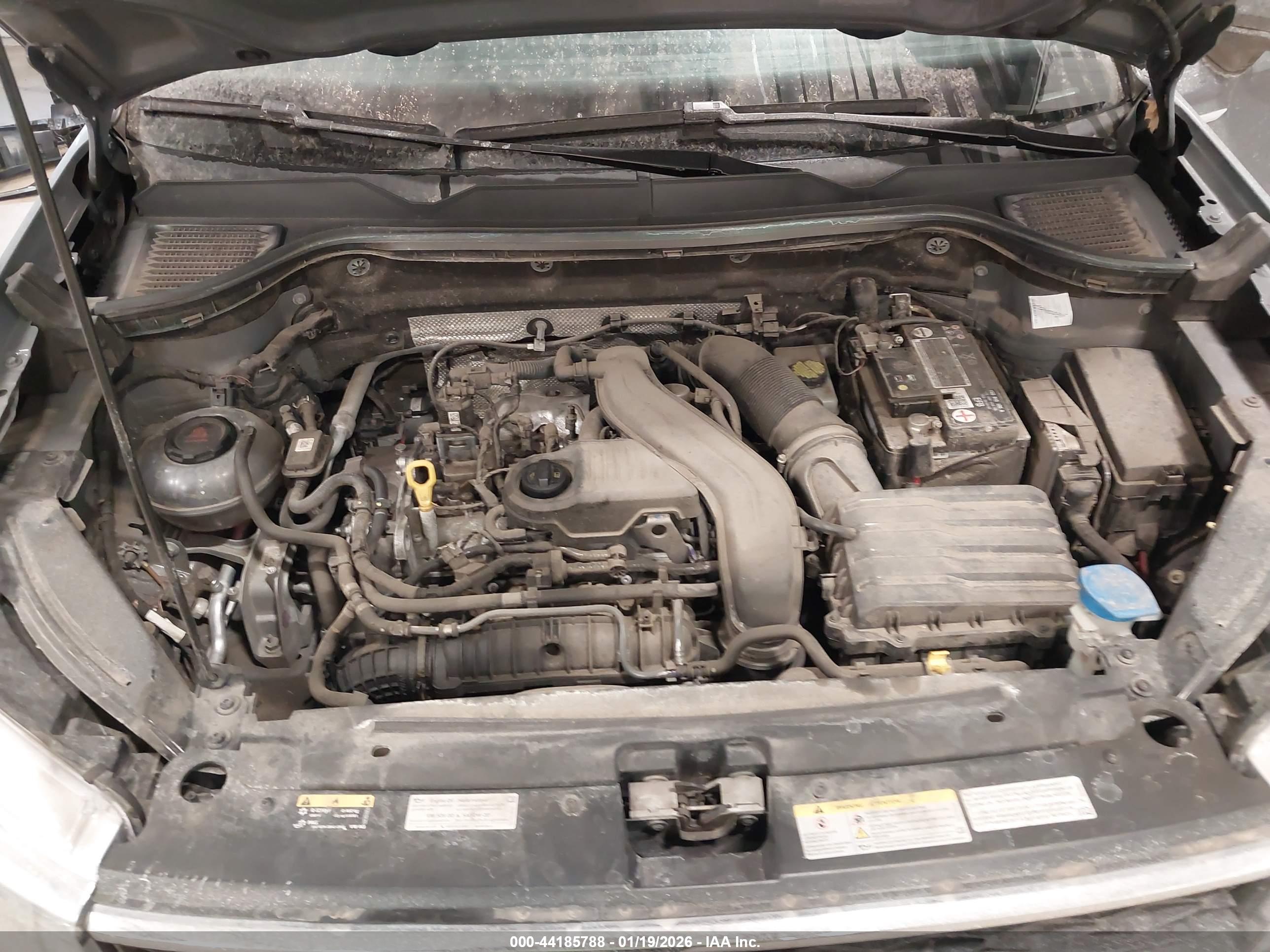 VOLKSWAGEN TAOS image 10