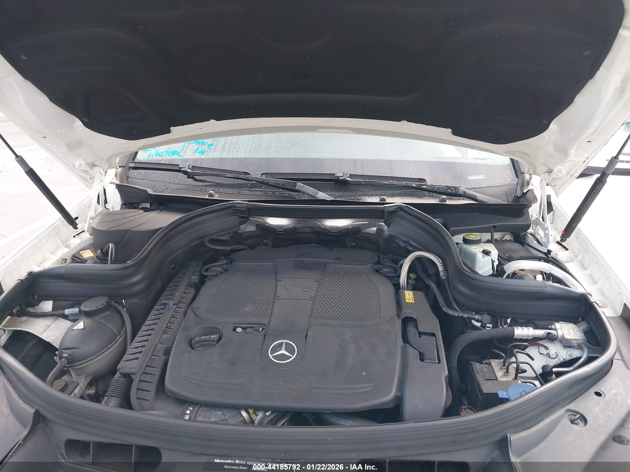 MERCEDES-BENZ GLK image 10