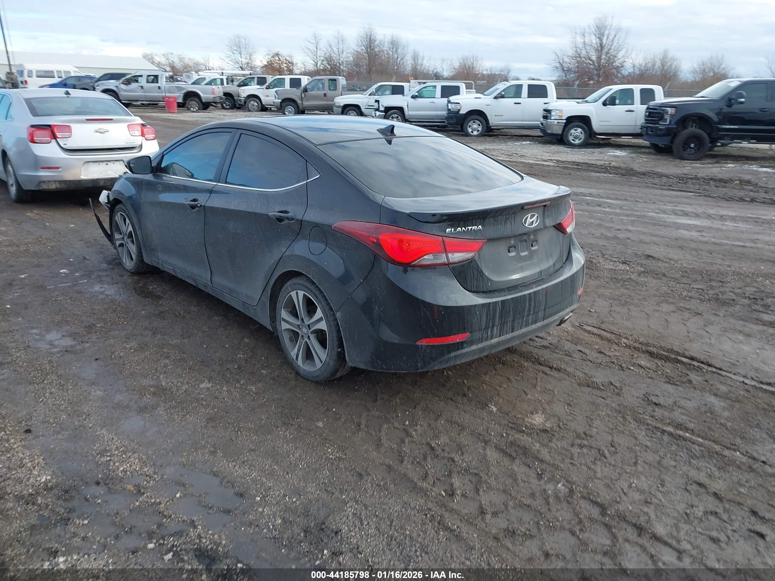 HYUNDAI ELANTRA image 3