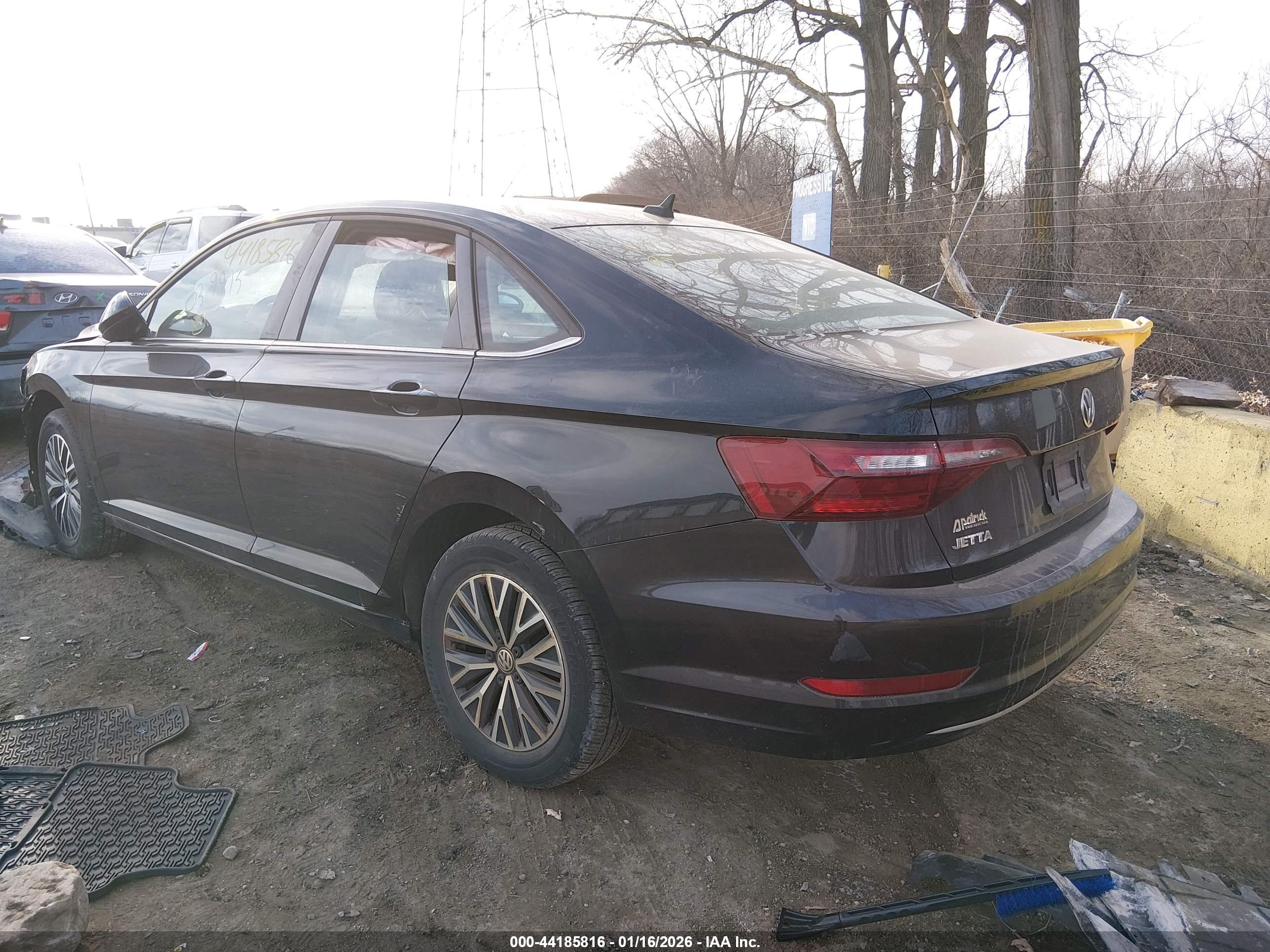 VOLKSWAGEN JETTA image 3
