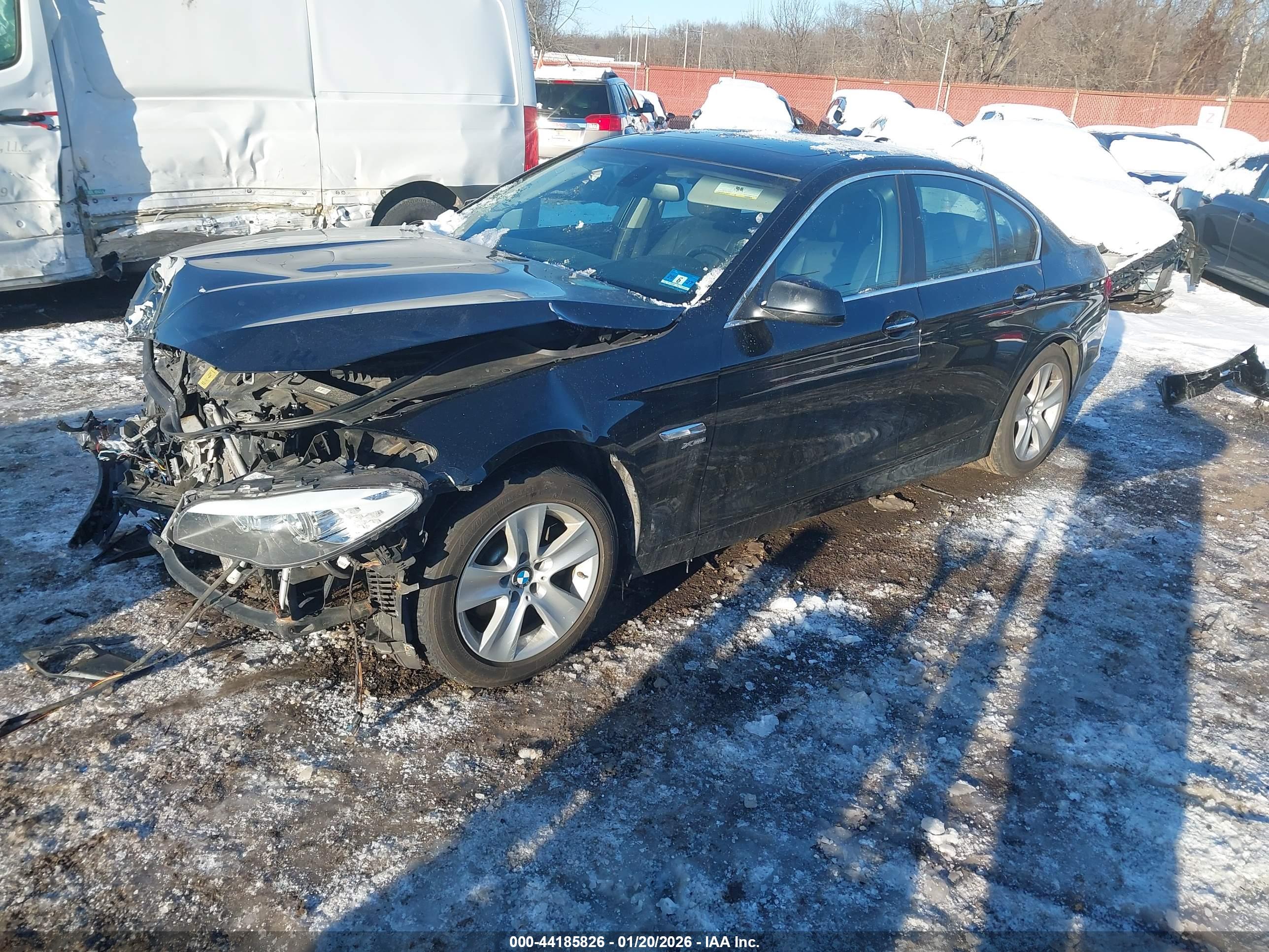 BMW 528I image 2