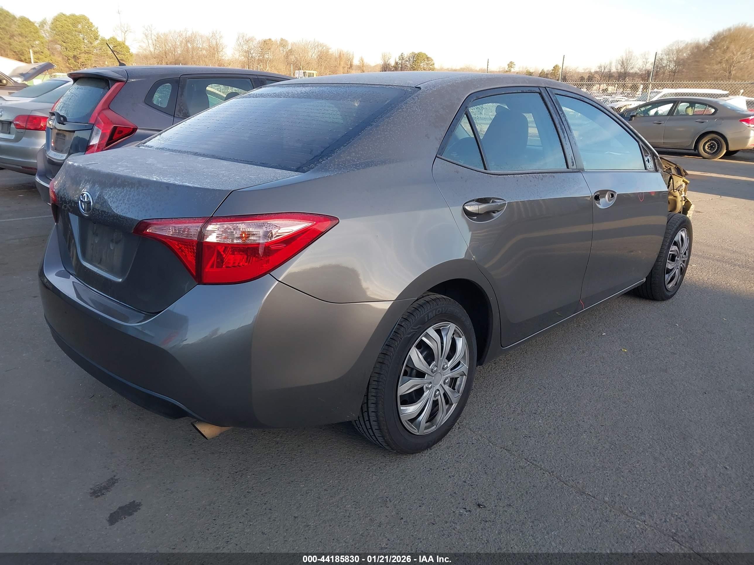 TOYOTA COROLLA image 4