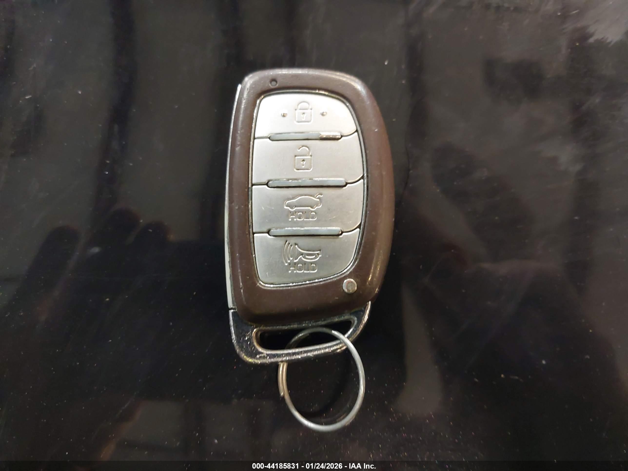 HYUNDAI SONATA image 11