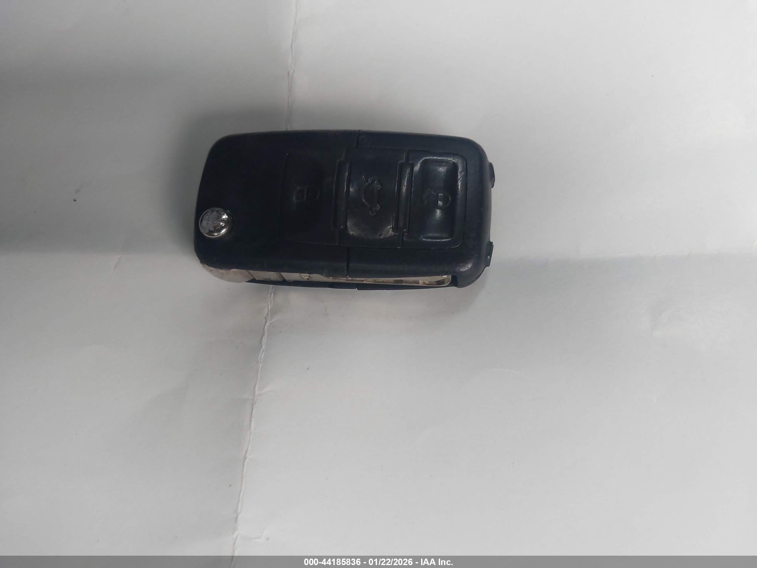 VOLKSWAGEN GTI image 11