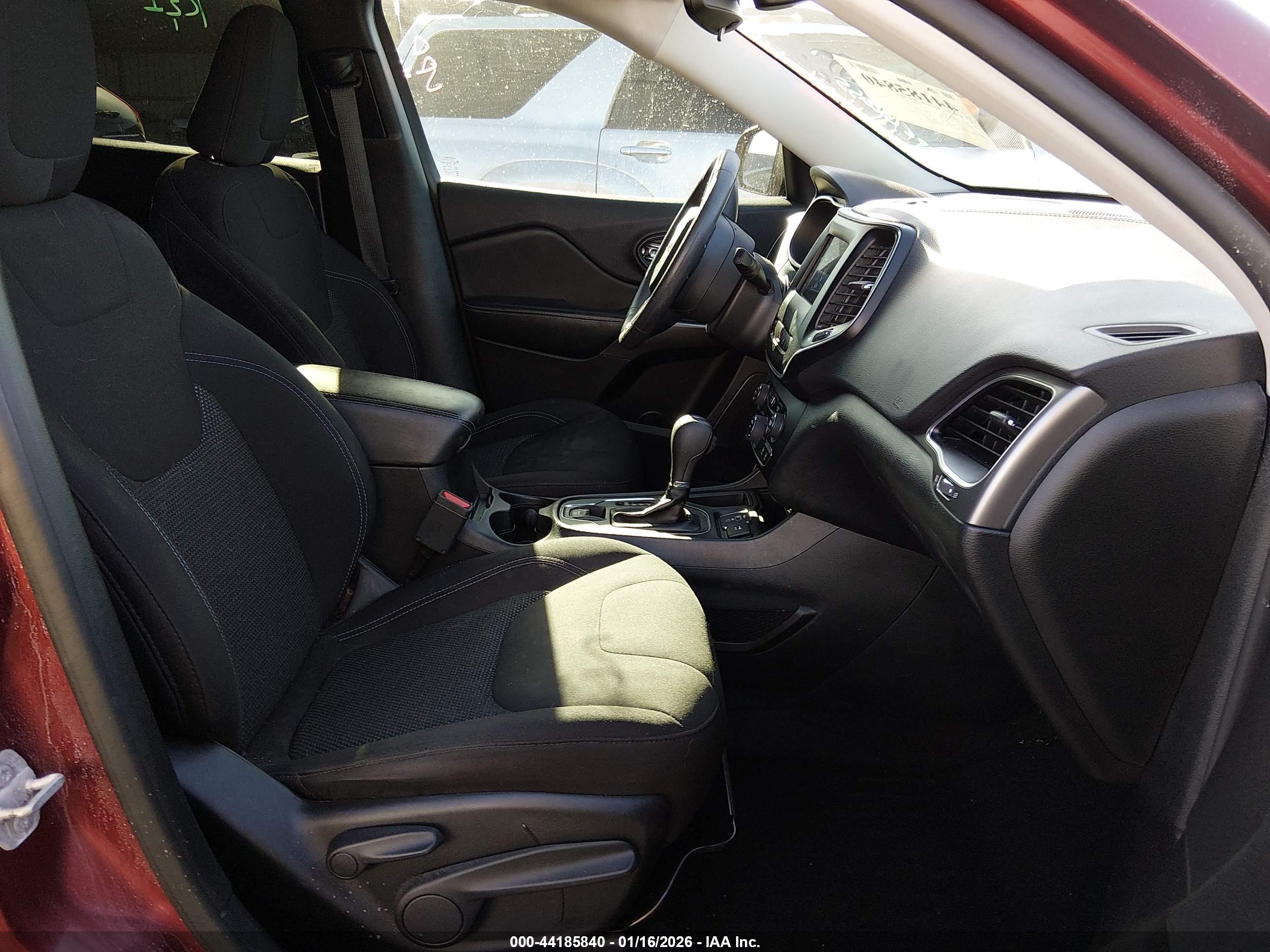 JEEP CHEROKEE image 5
