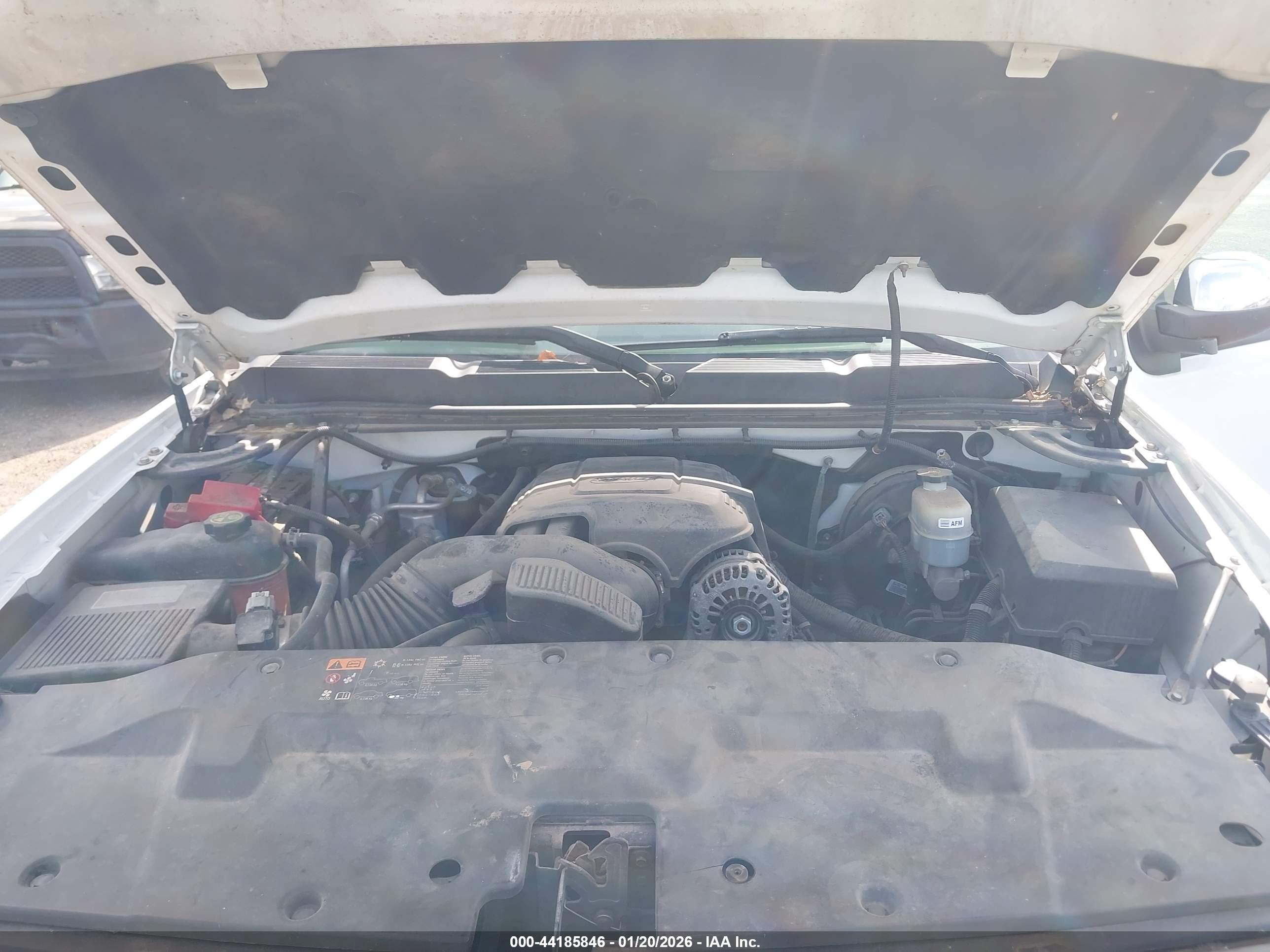 CHEVROLET SILVERADO image 10
