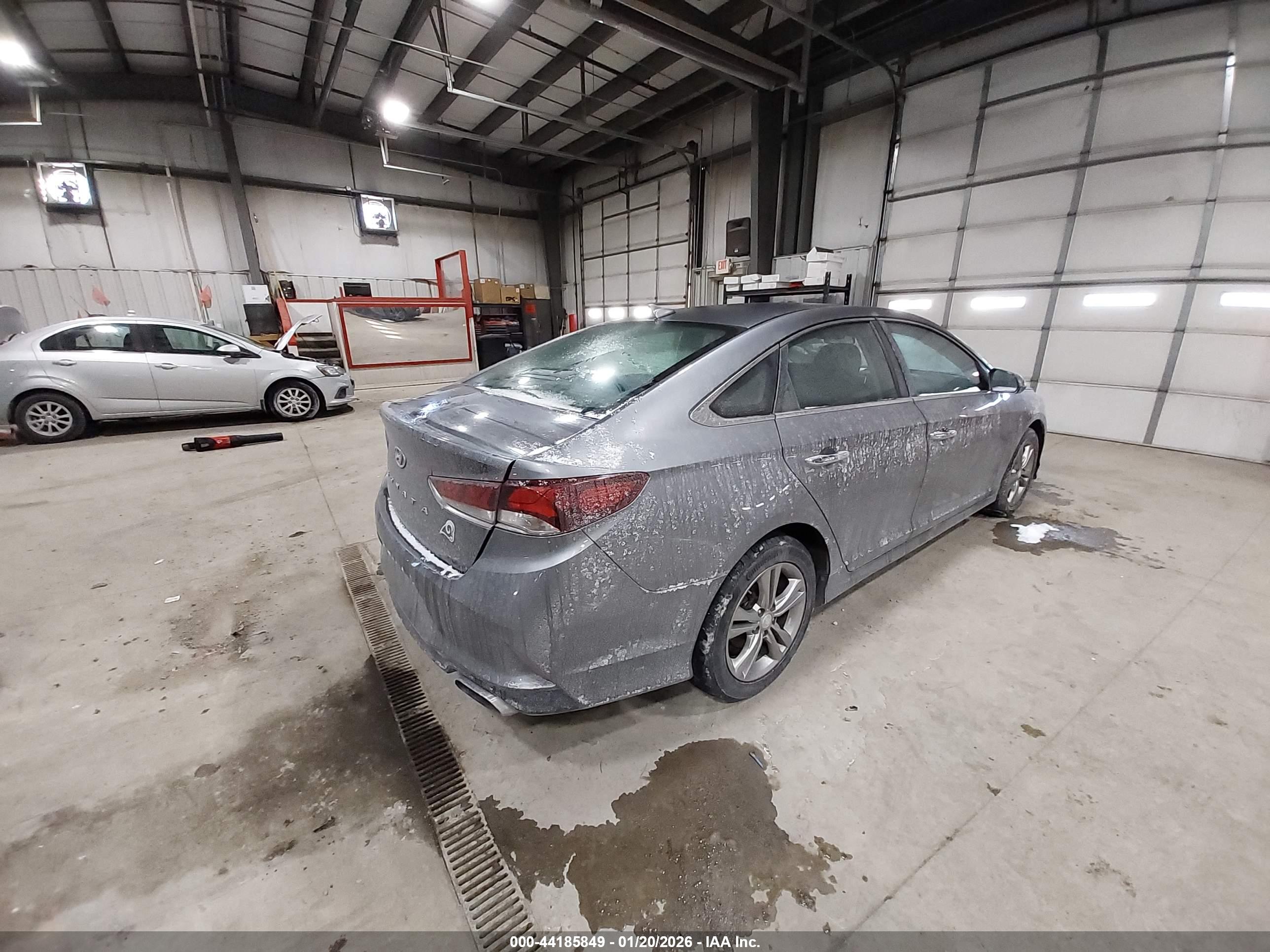 HYUNDAI SONATA image 4