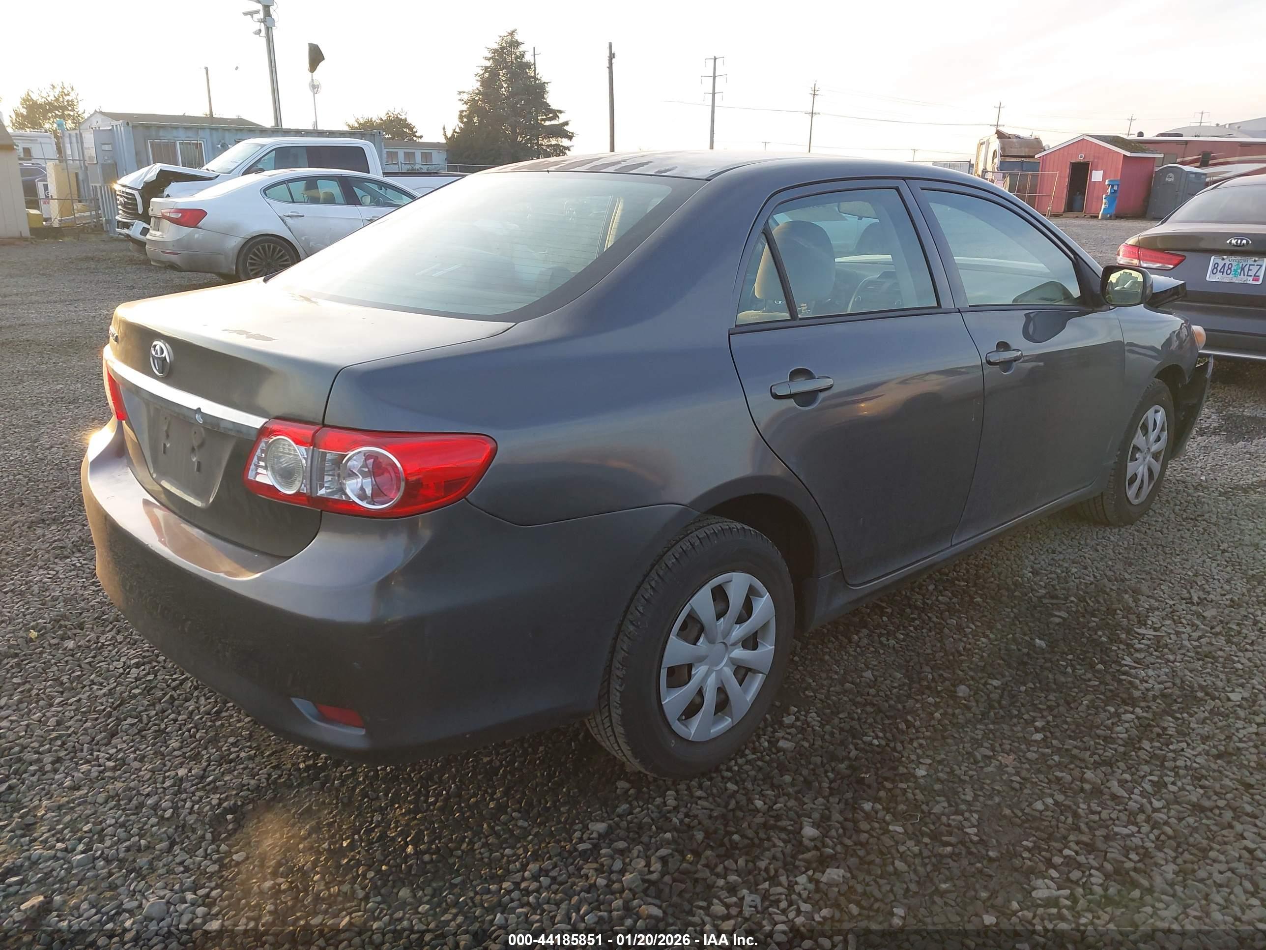 TOYOTA COROLLA image 4