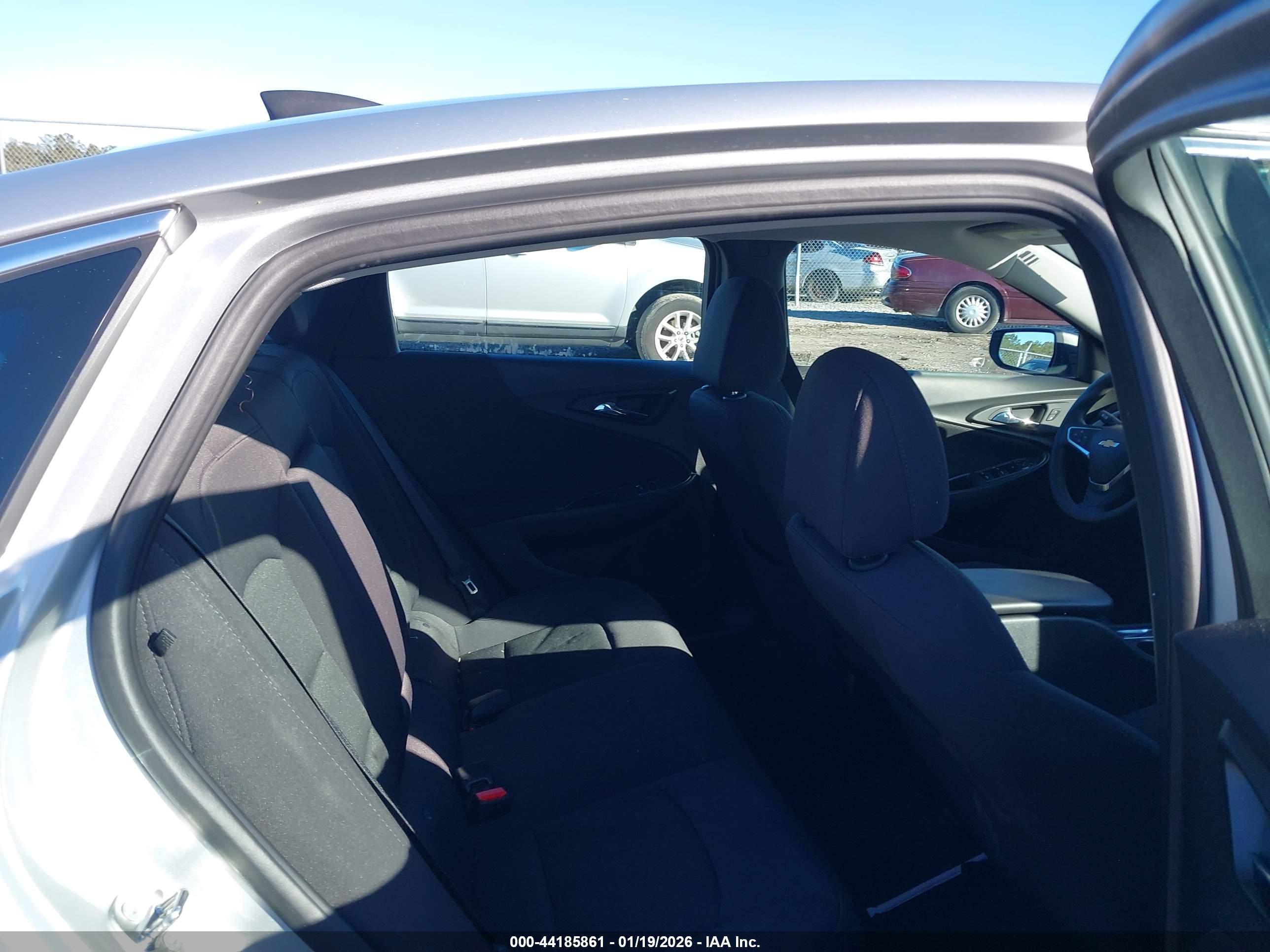 CHEVROLET MALIBU image 8