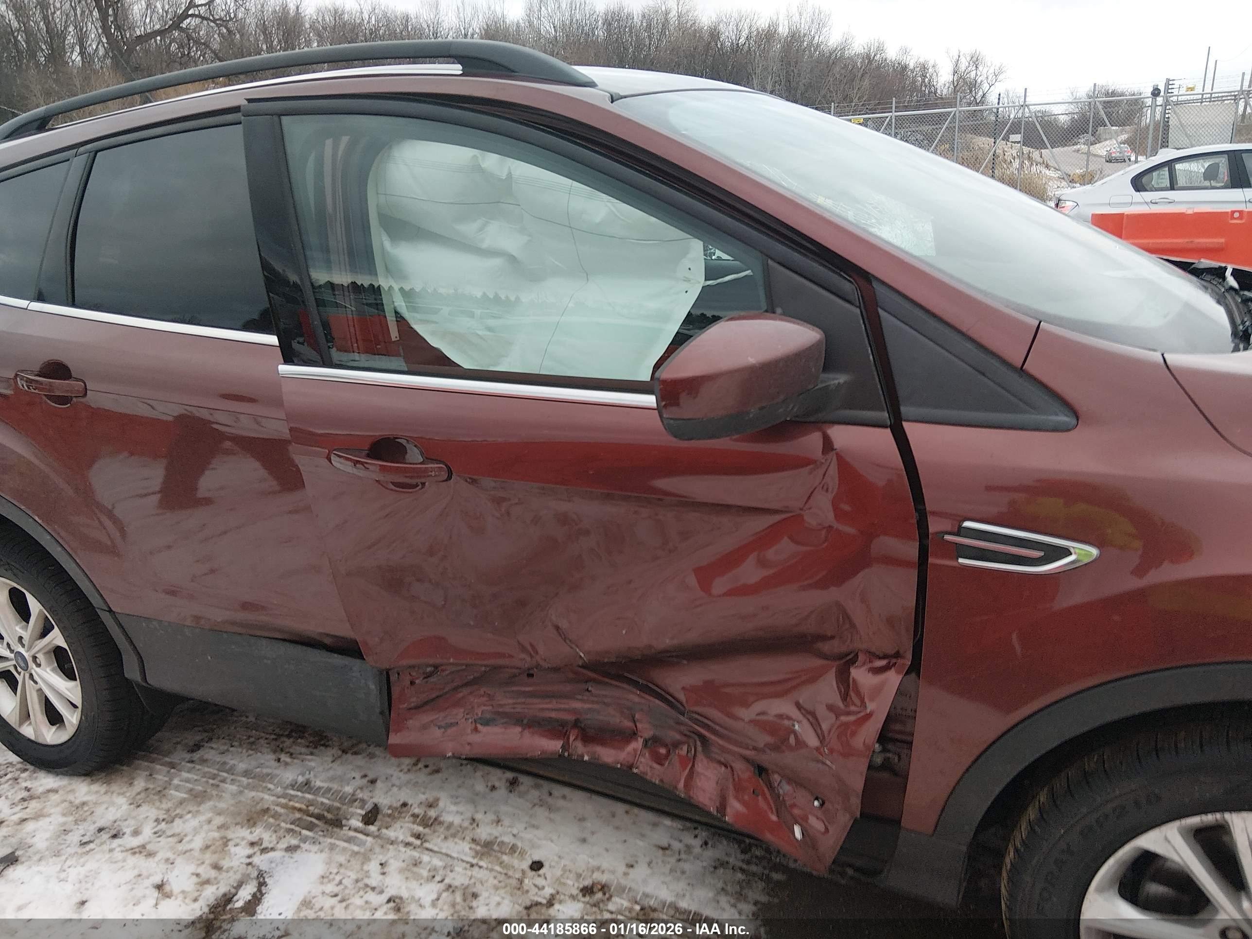 FORD ESCAPE image 6
