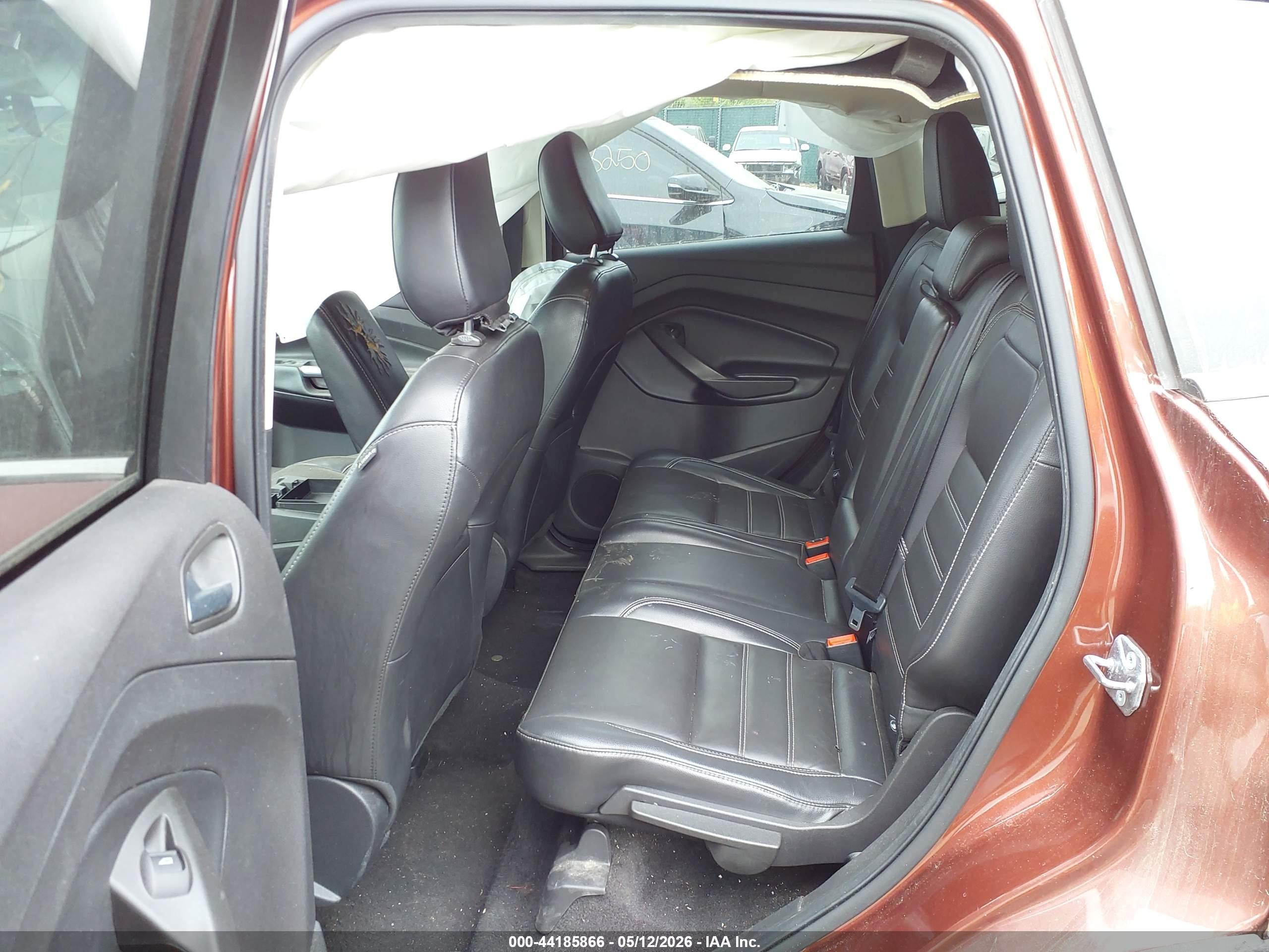 FORD ESCAPE image 8