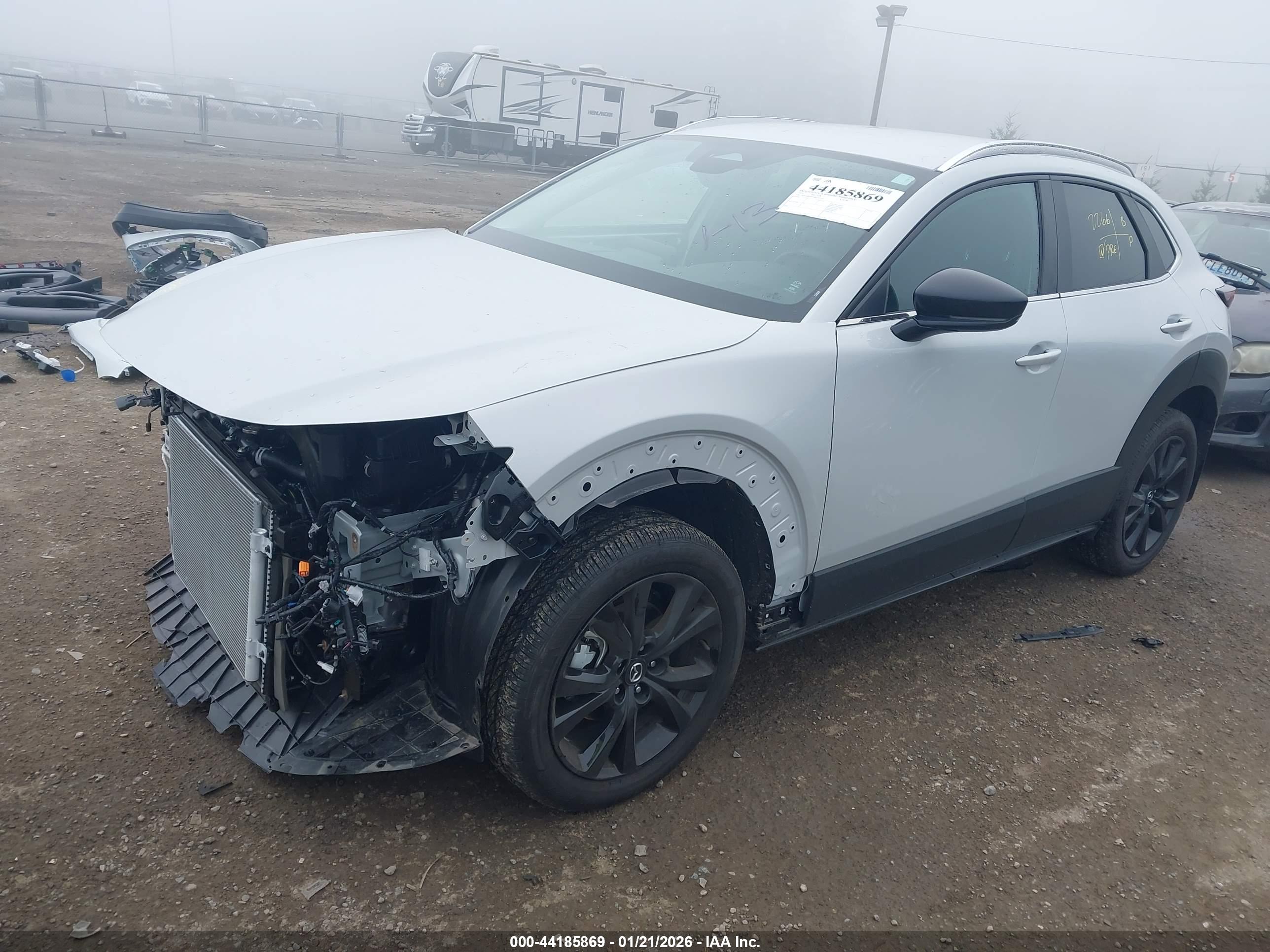 MAZDA CX-30 image 2
