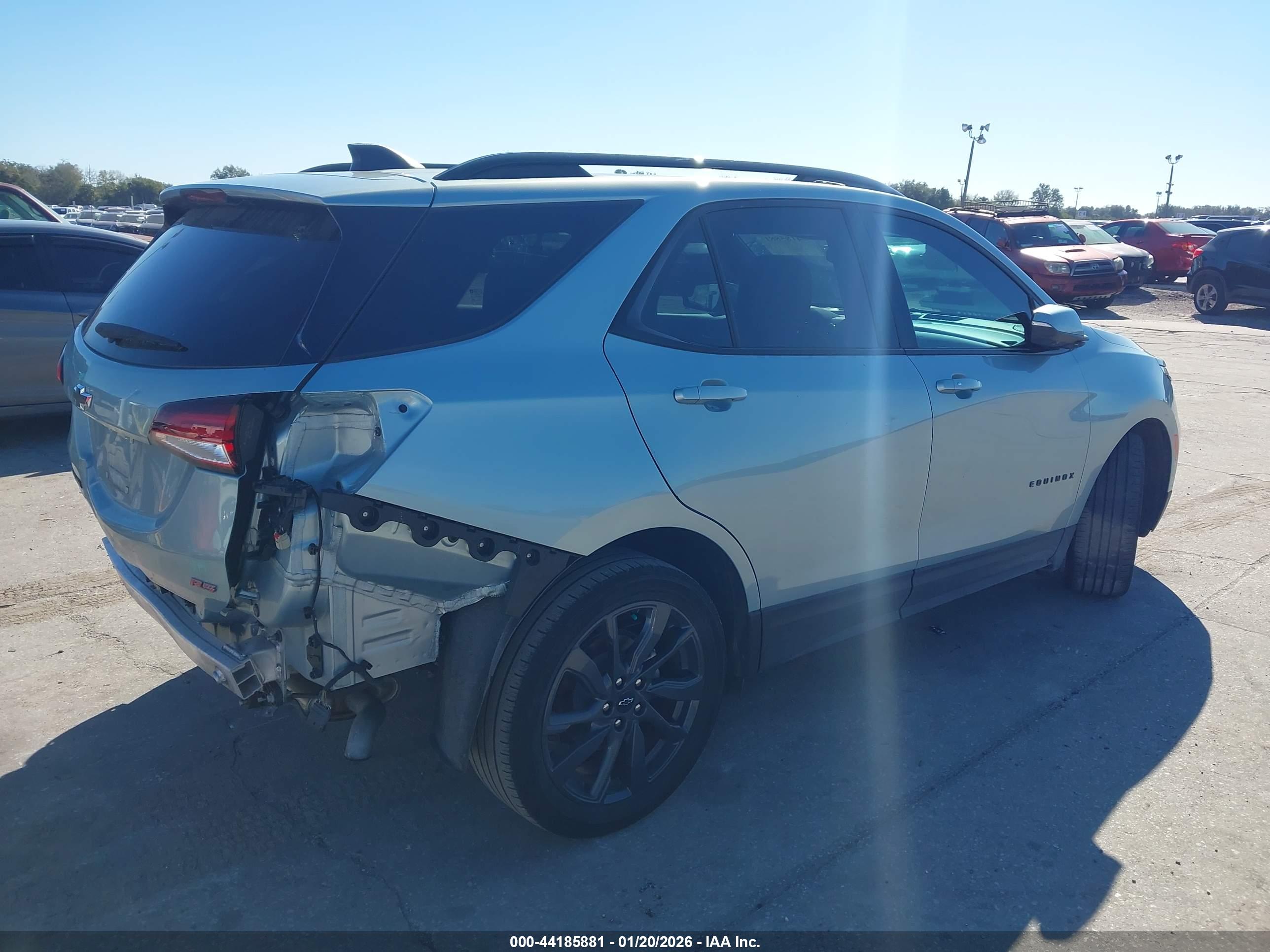 CHEVROLET EQUINOX image 4