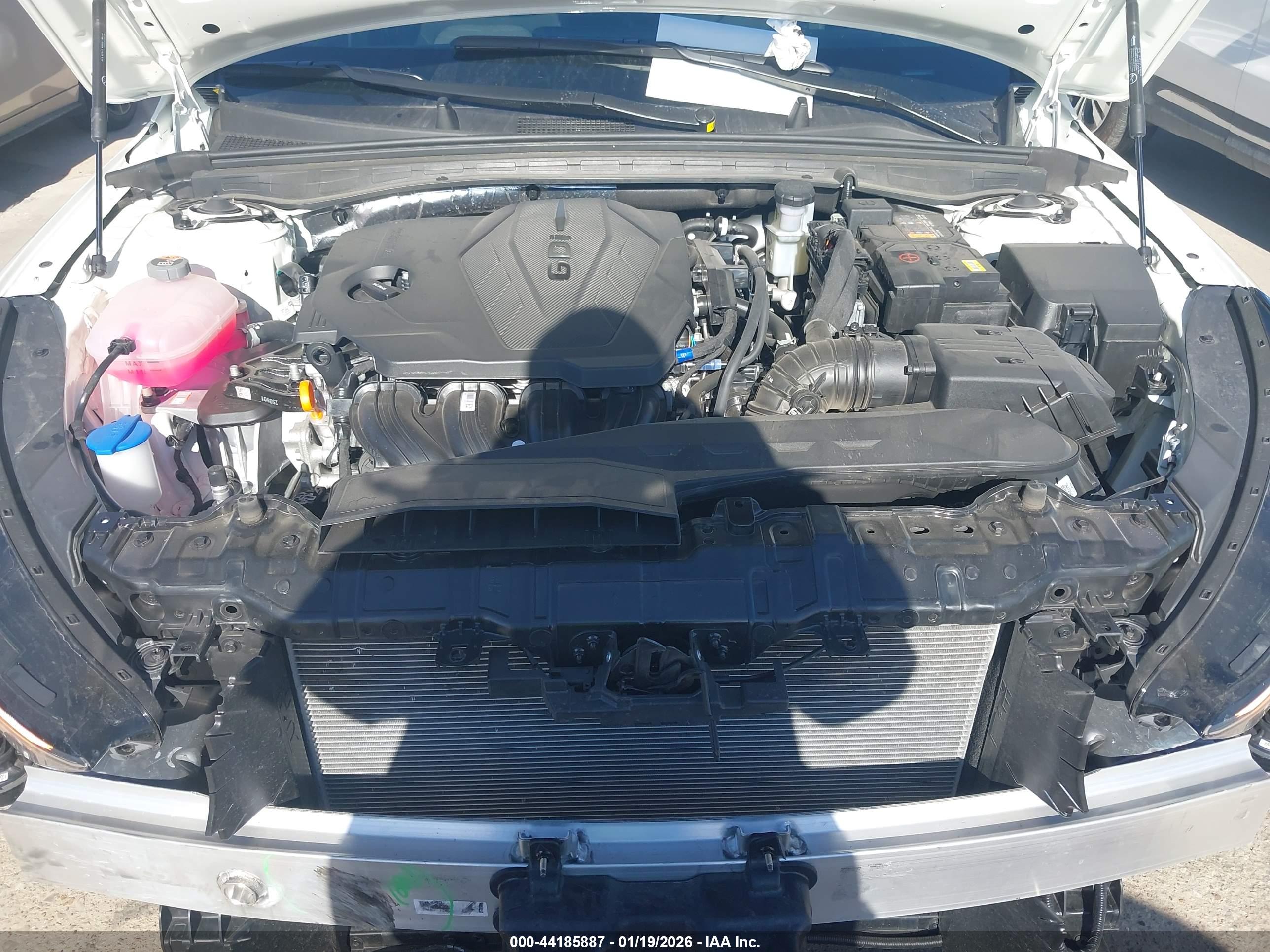 KIA K5 image 10