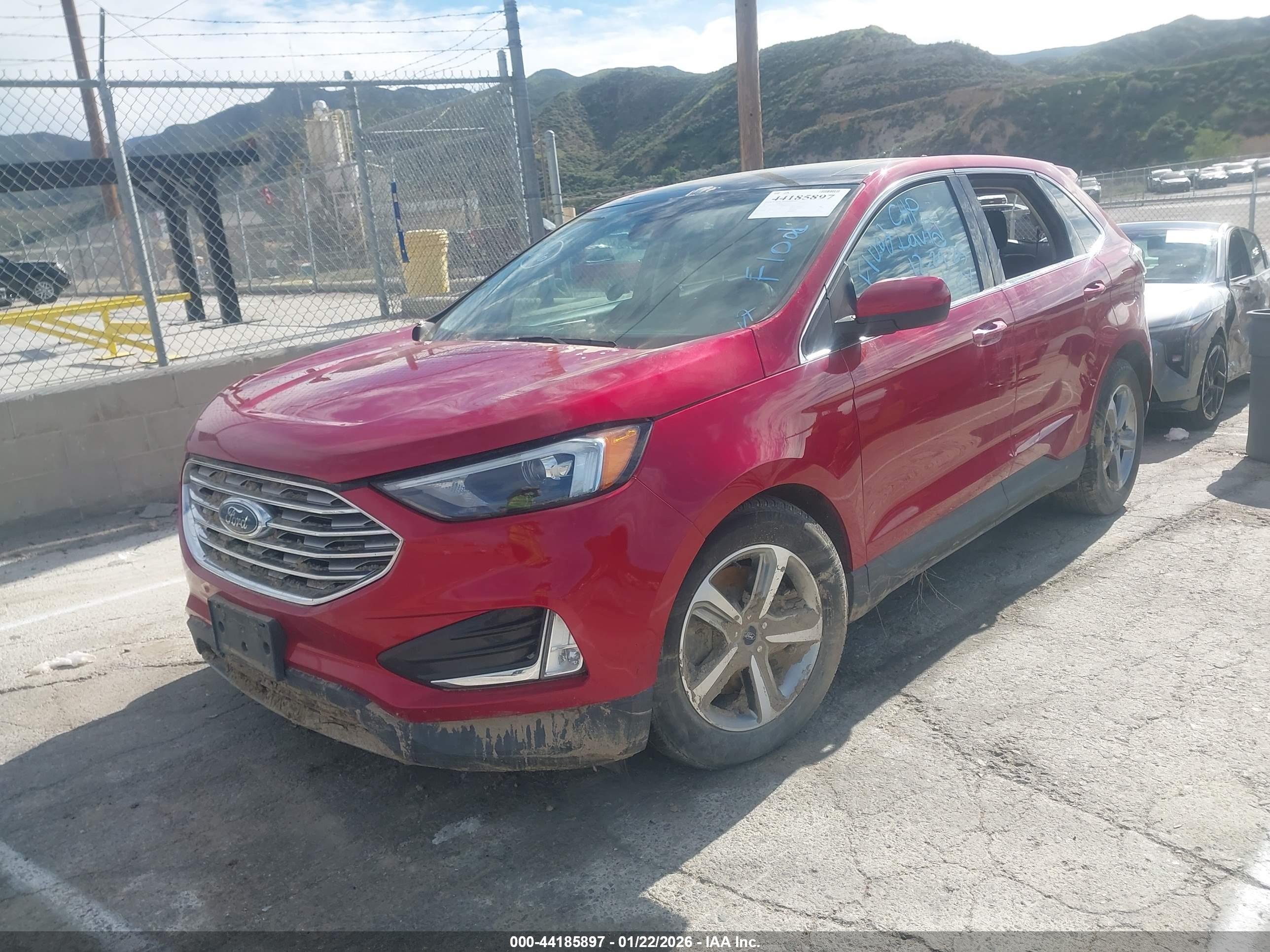 FORD EDGE image 2