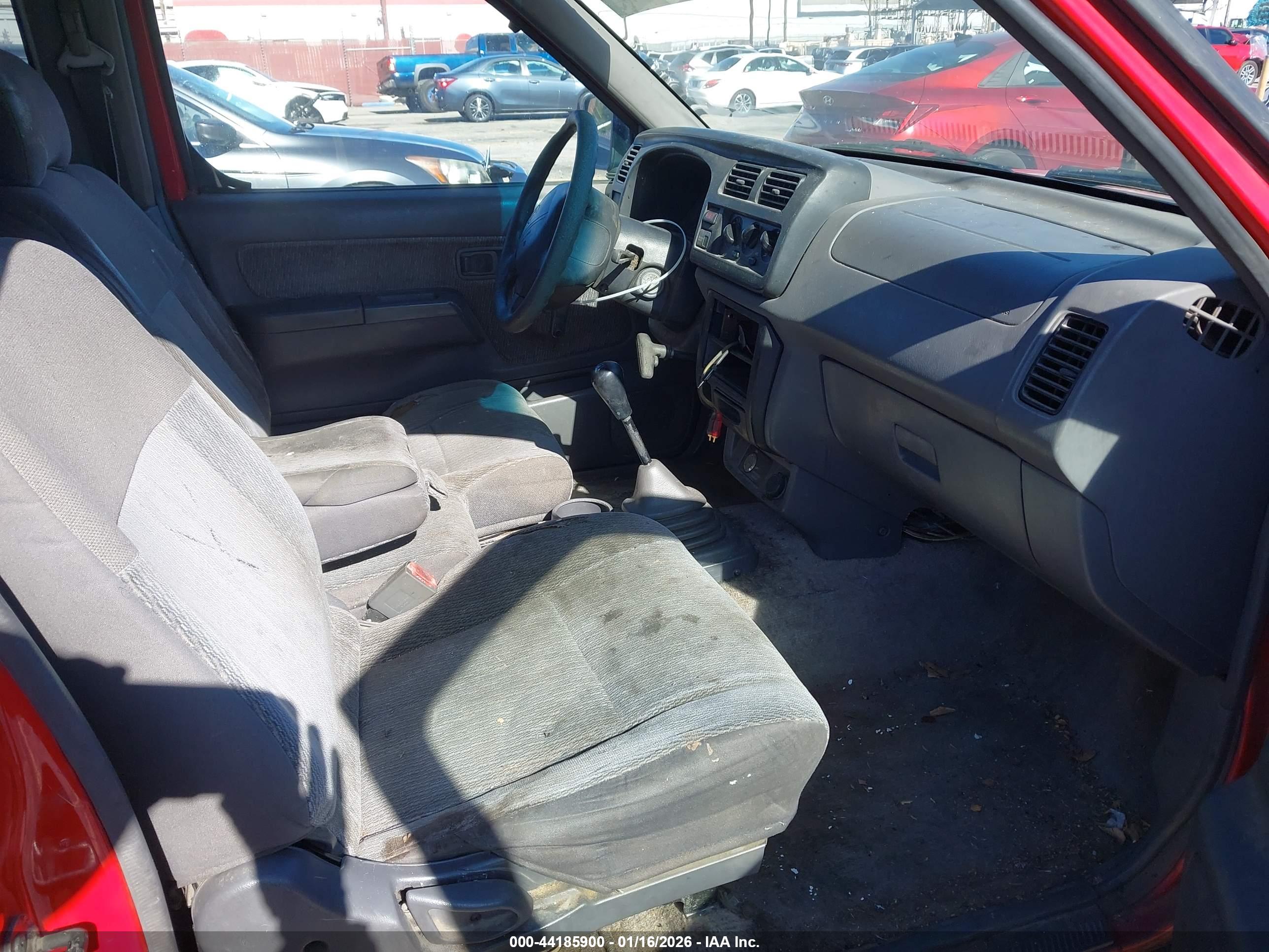 NISSAN FRONTIER image 5