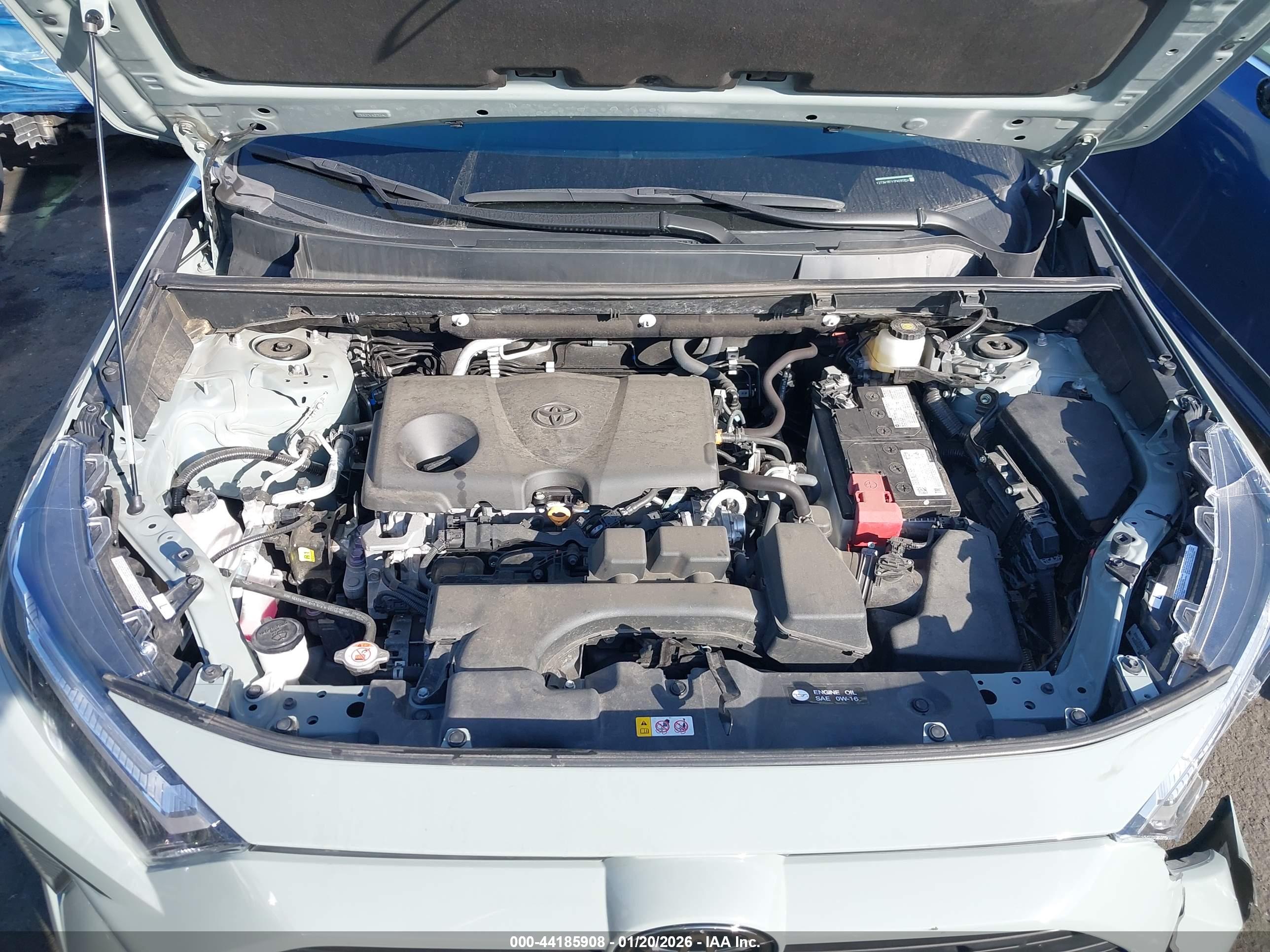 TOYOTA RAV4 image 10