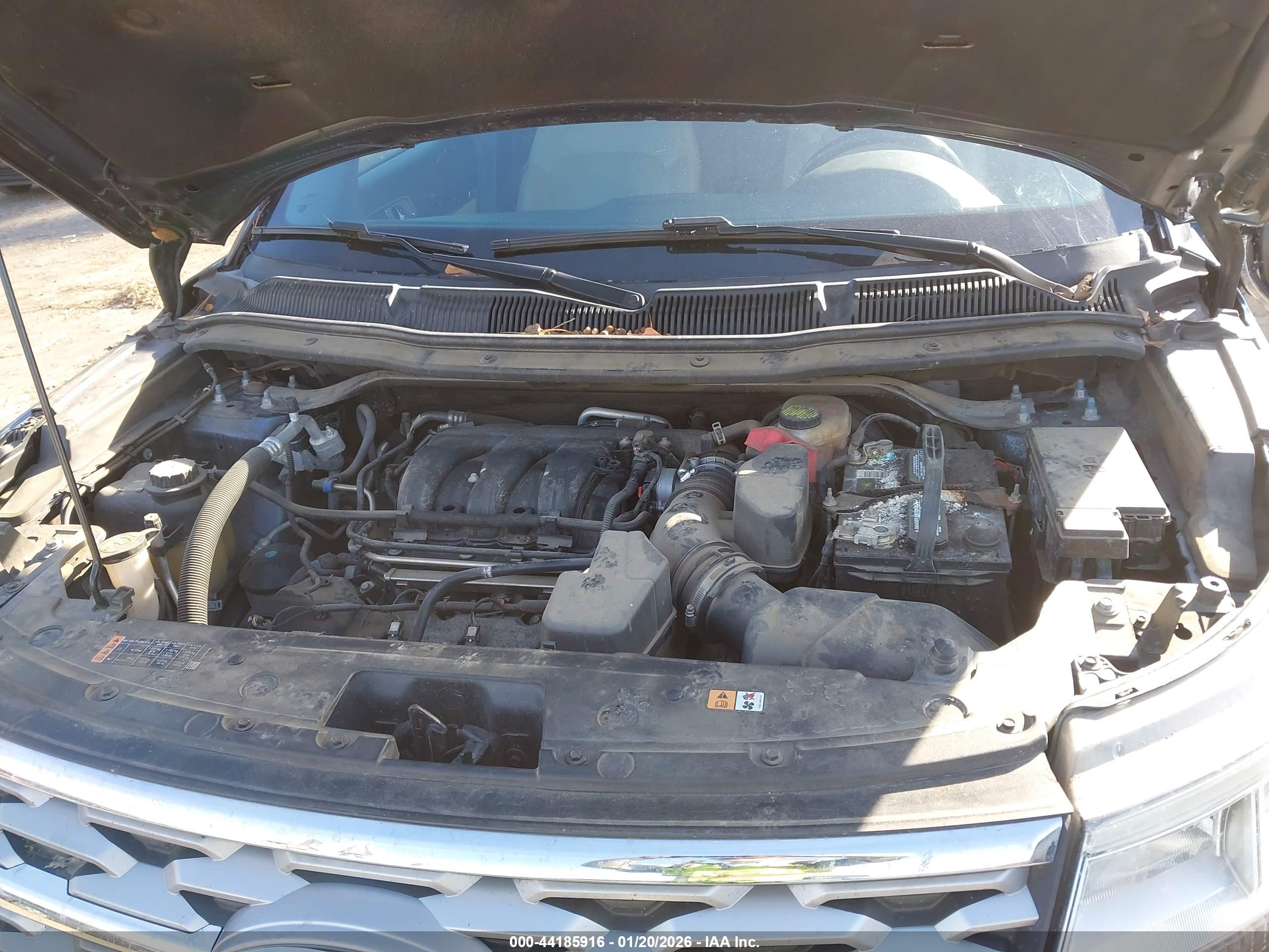 FORD EXPLORER image 10