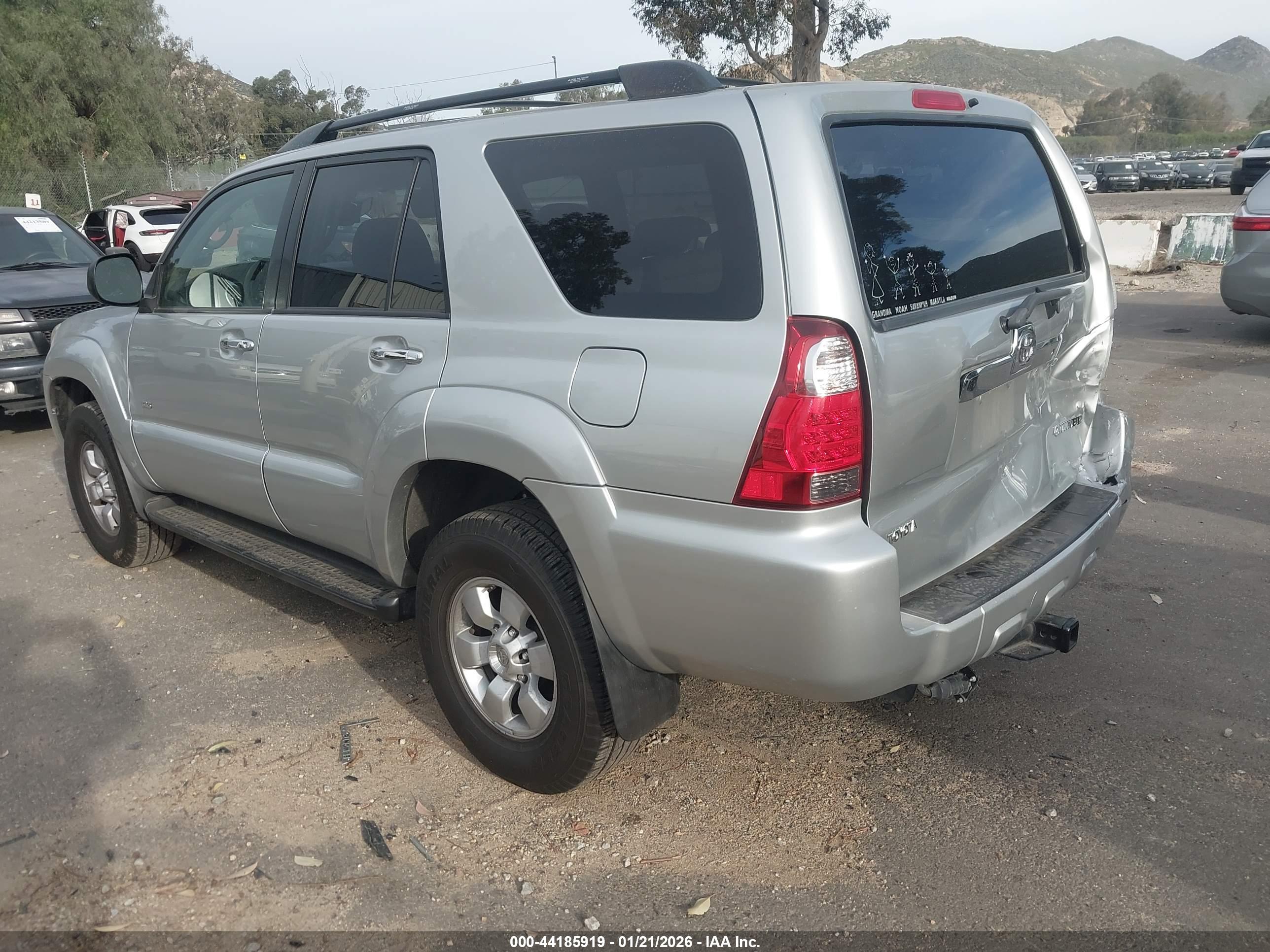 TOYOTA 4RUNNER image 3