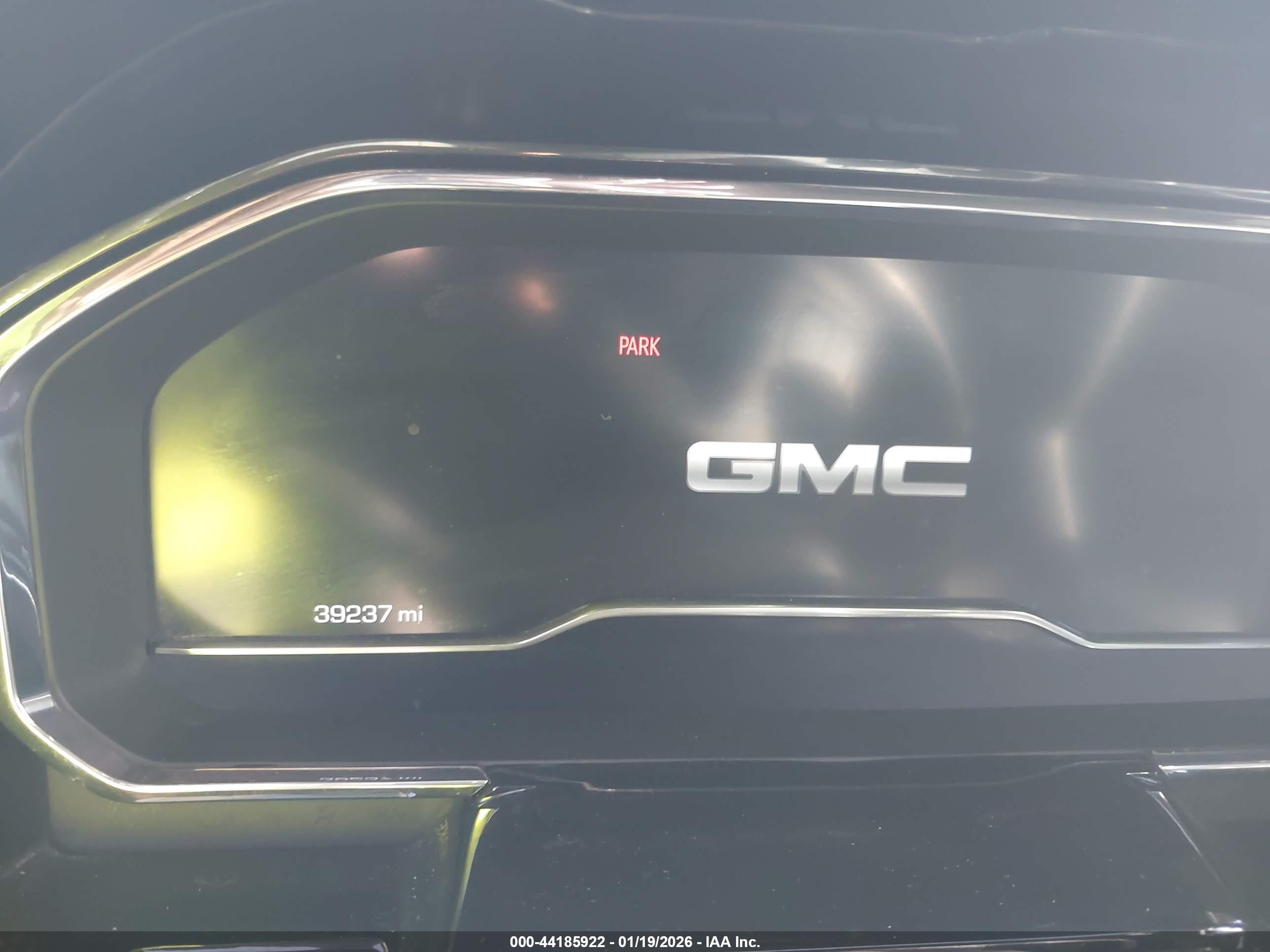 GMC SIERRA image 7