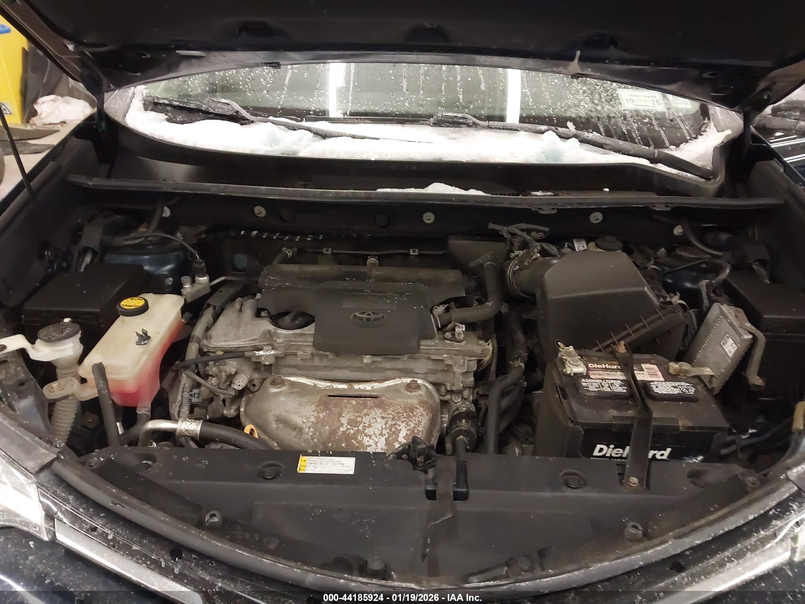 TOYOTA RAV4 image 10