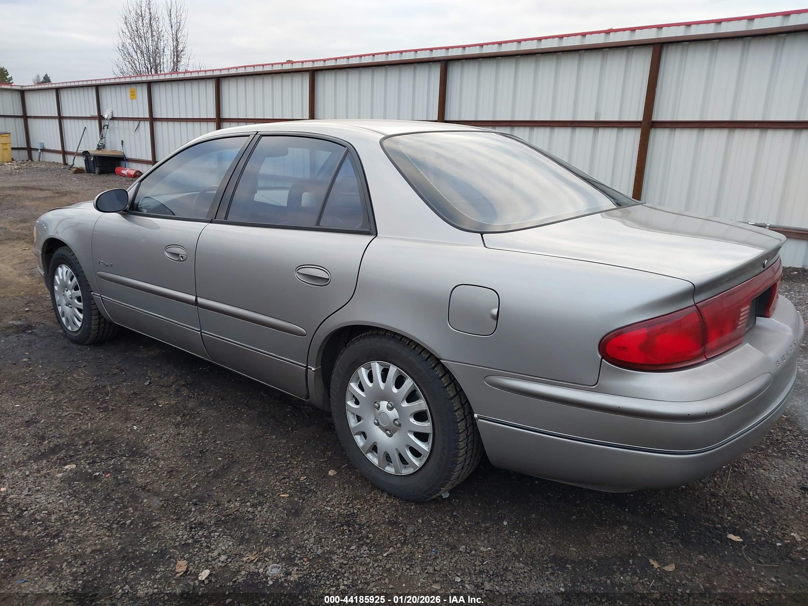 BUICK REGAL image 3