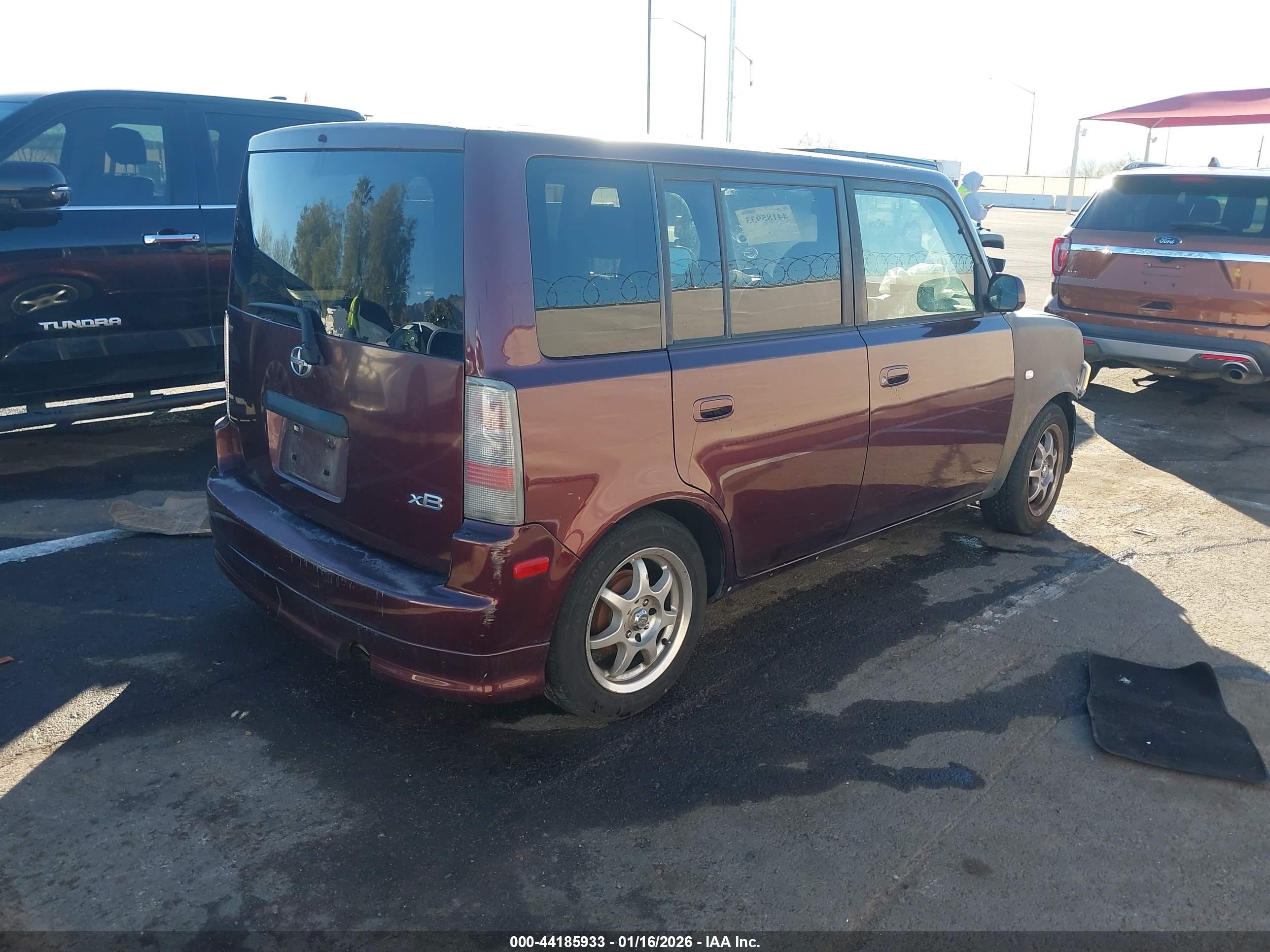 SCION XB image 4