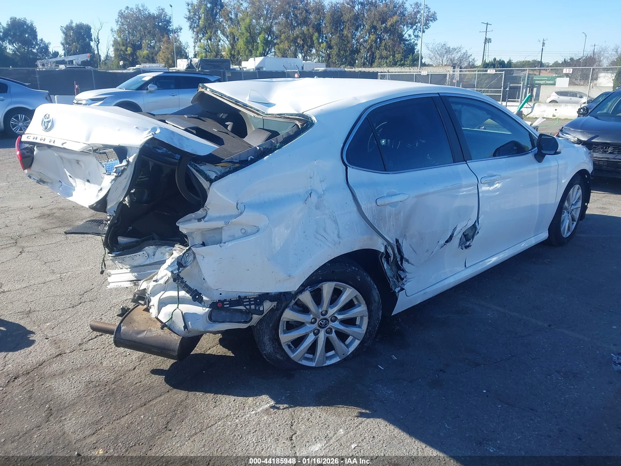 TOYOTA CAMRY image 4