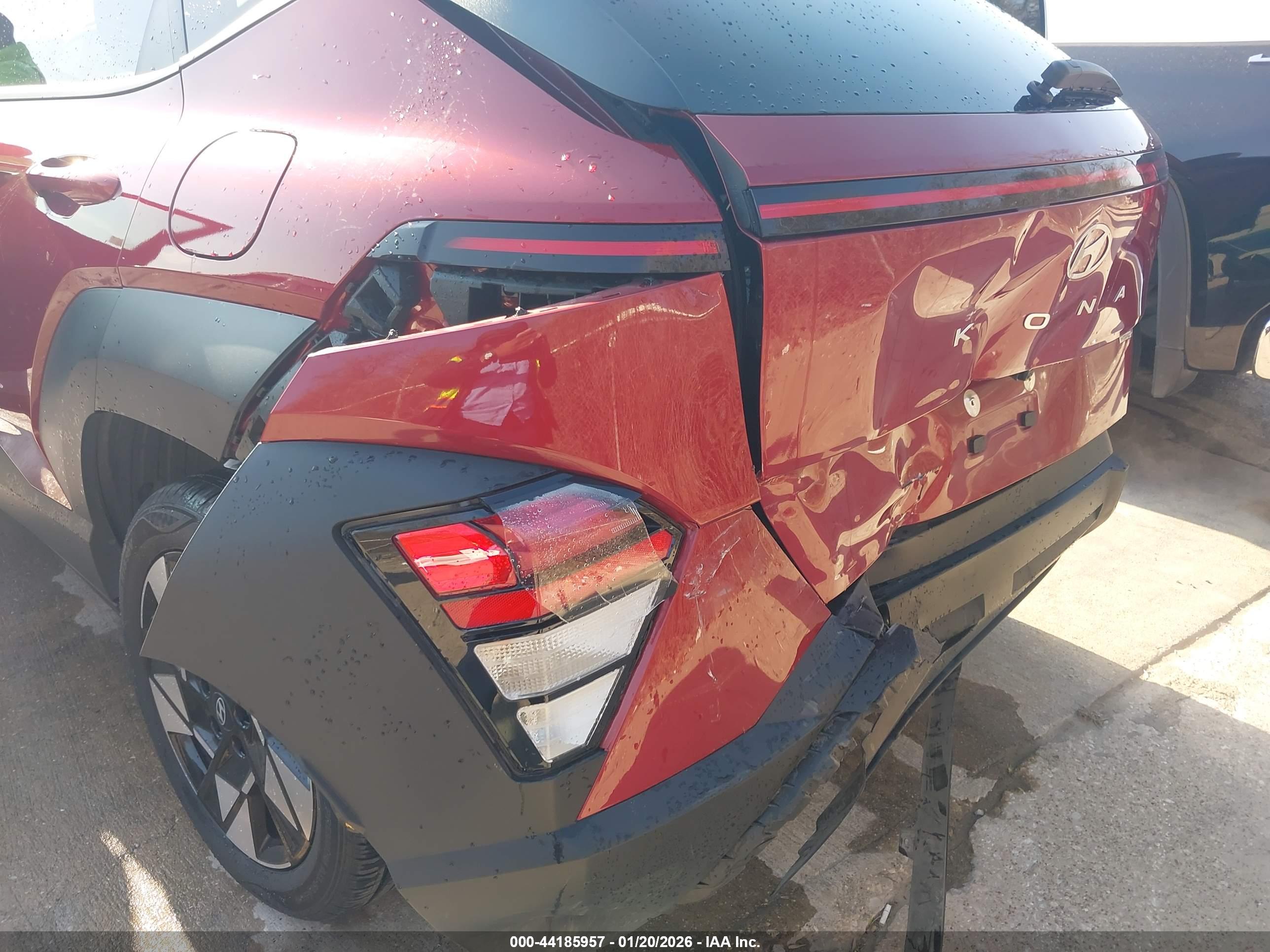 HYUNDAI KONA image 6