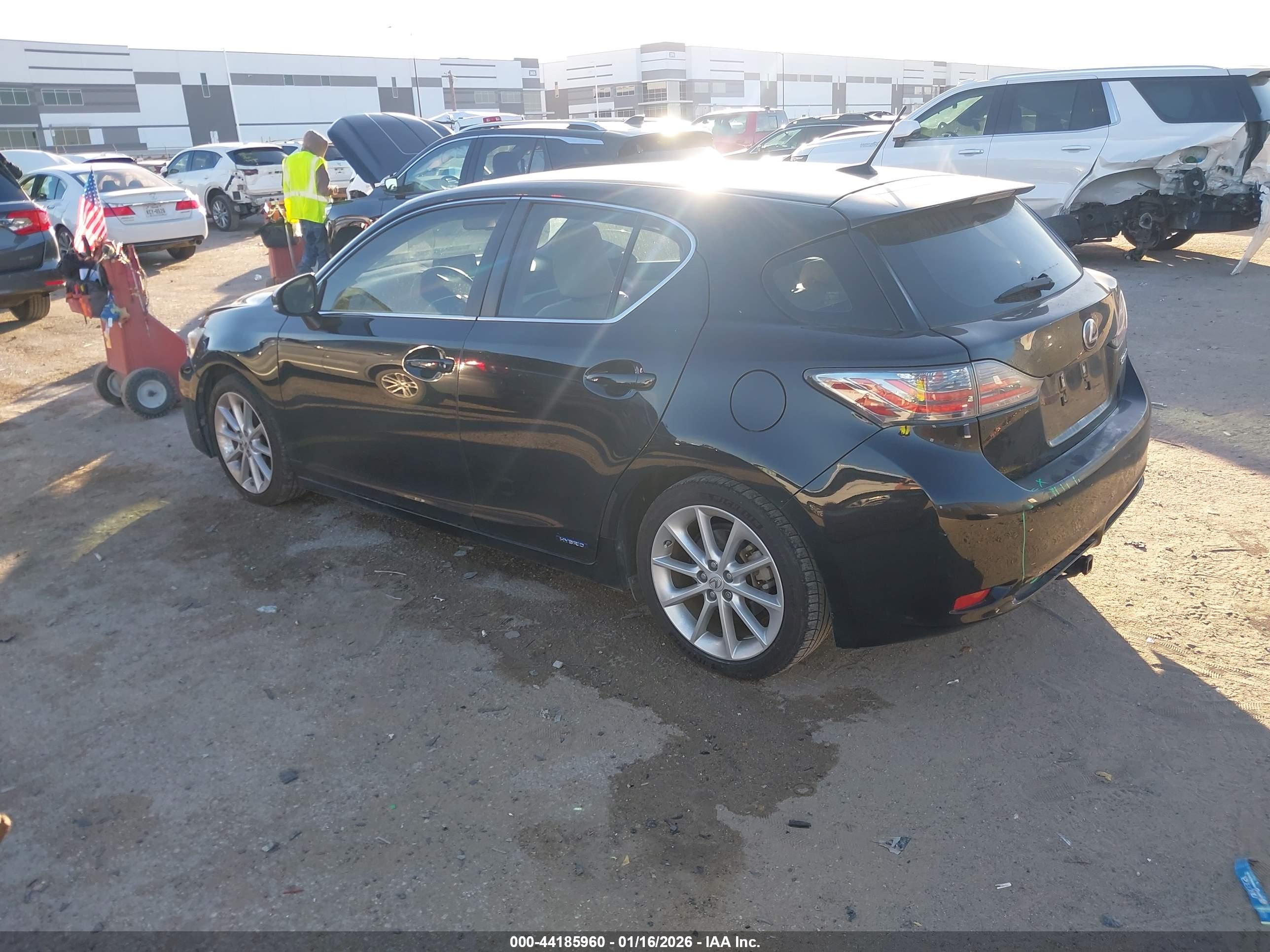 LEXUS CT image 3