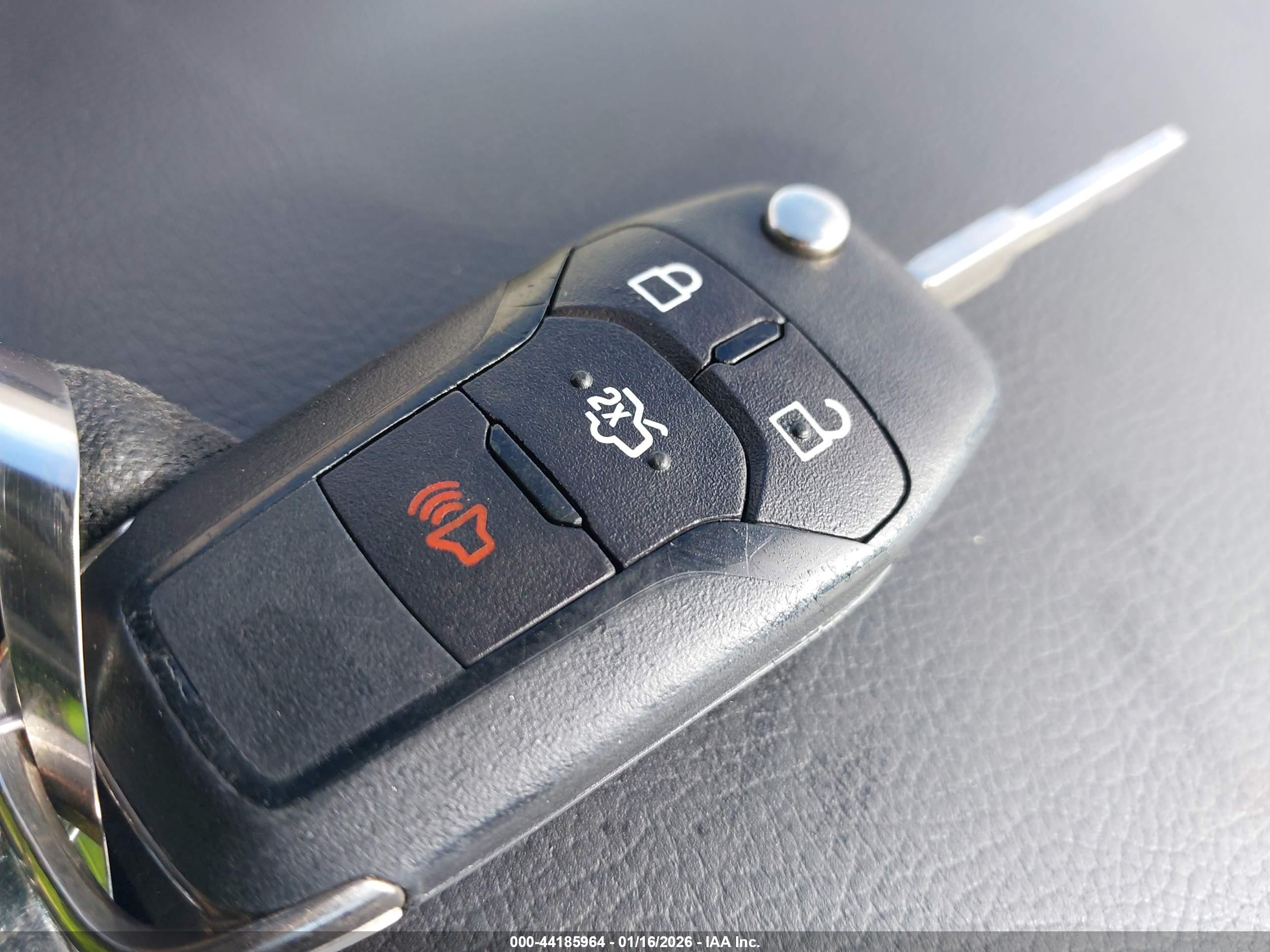 FORD FUSION image 11