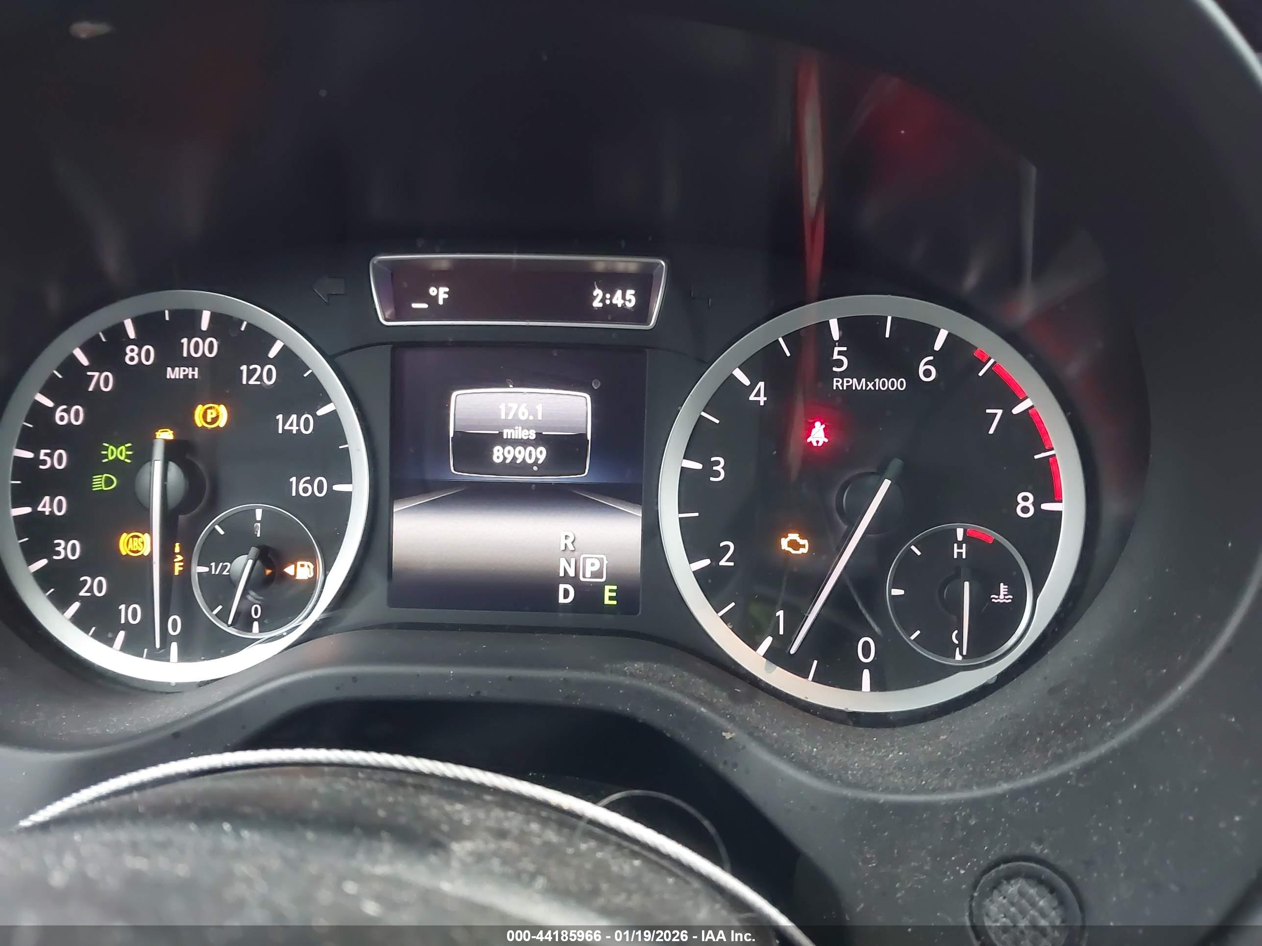 INFINITI QX30 image 7