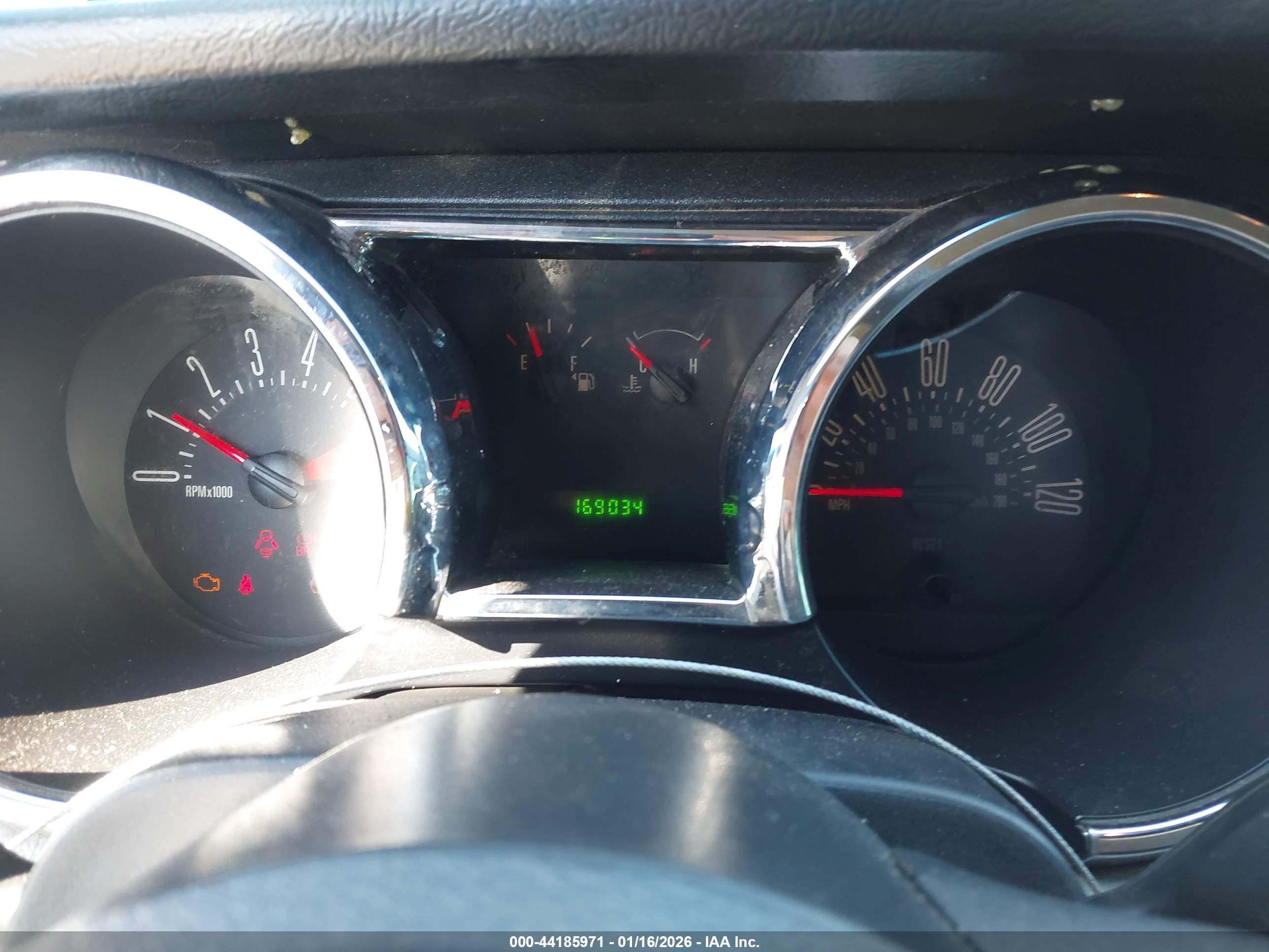FORD MUSTANG image 7