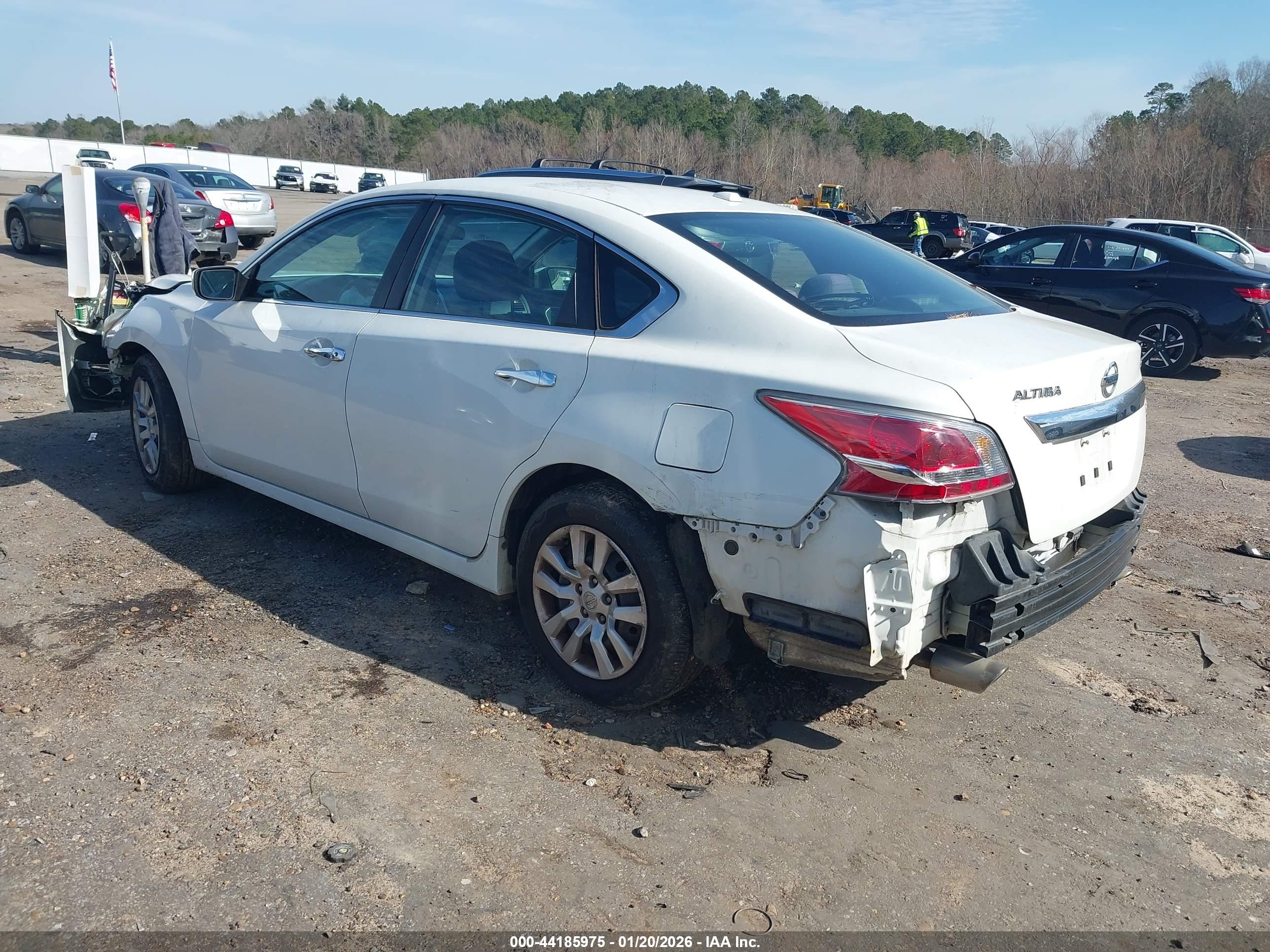 NISSAN ALTIMA image 3