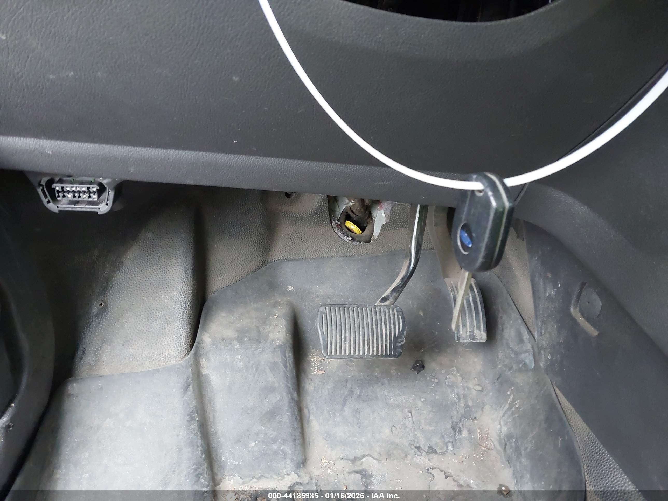 FORD TRANSIT image 11
