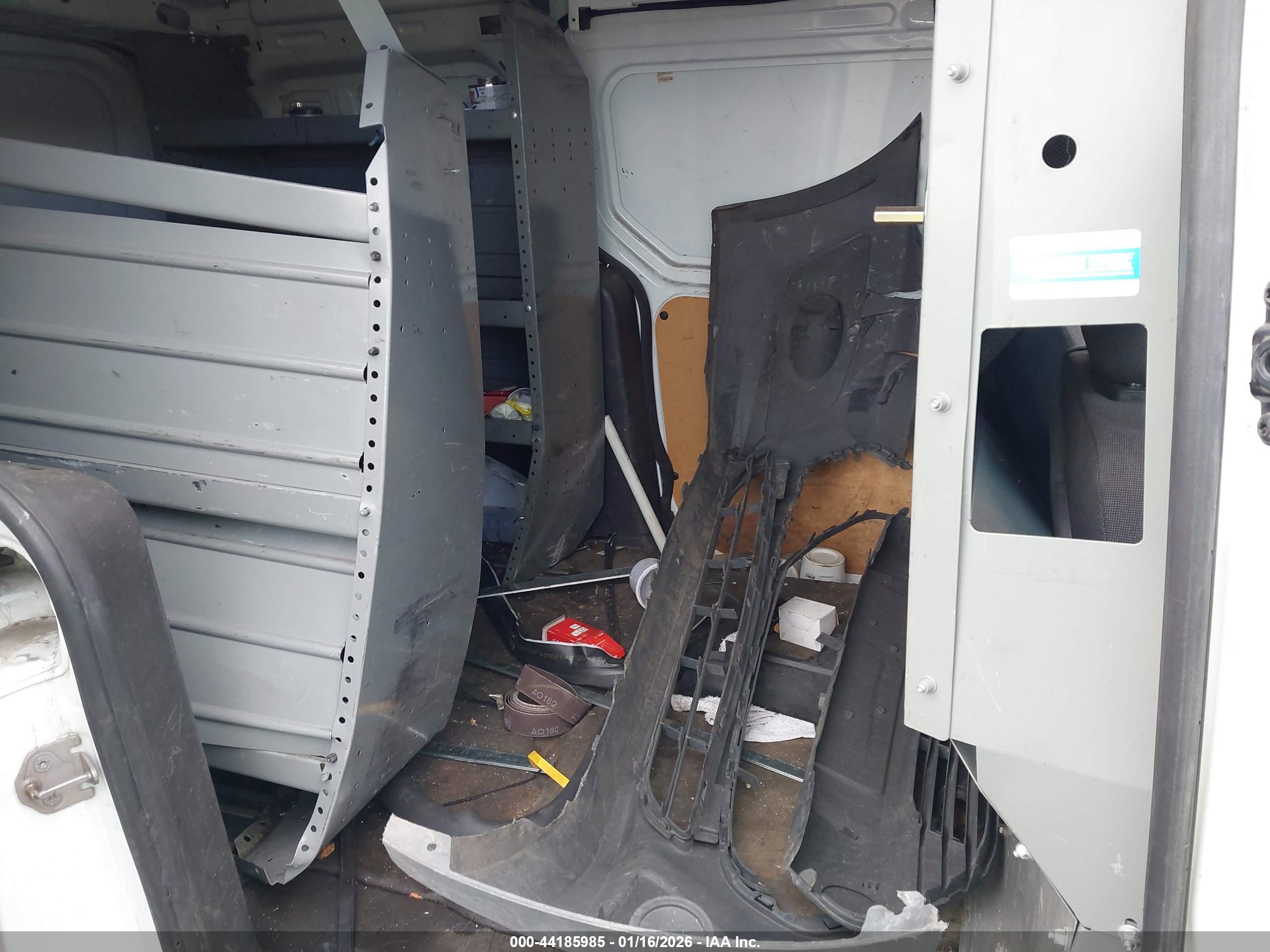 FORD TRANSIT image 8