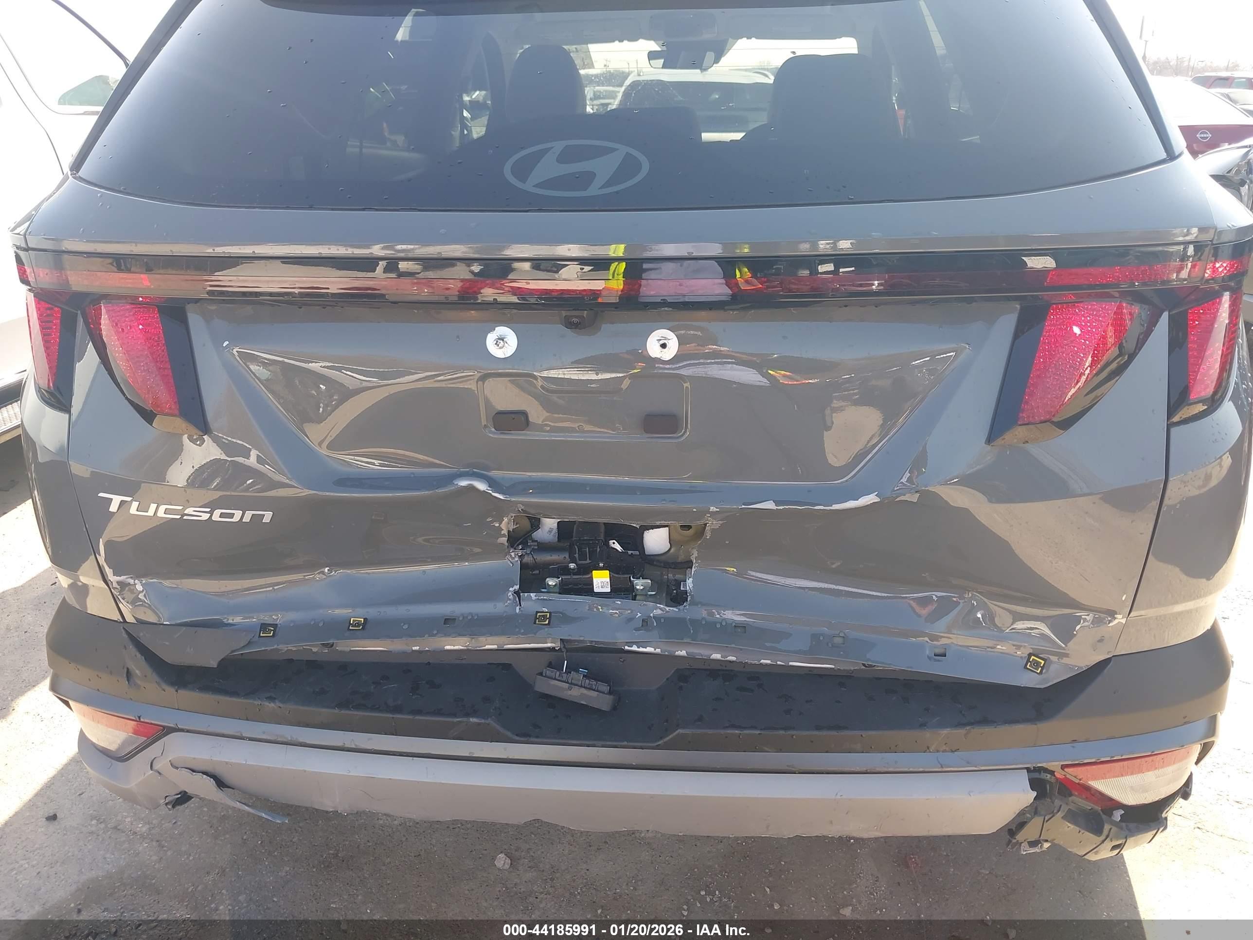 HYUNDAI TUCSON image 6
