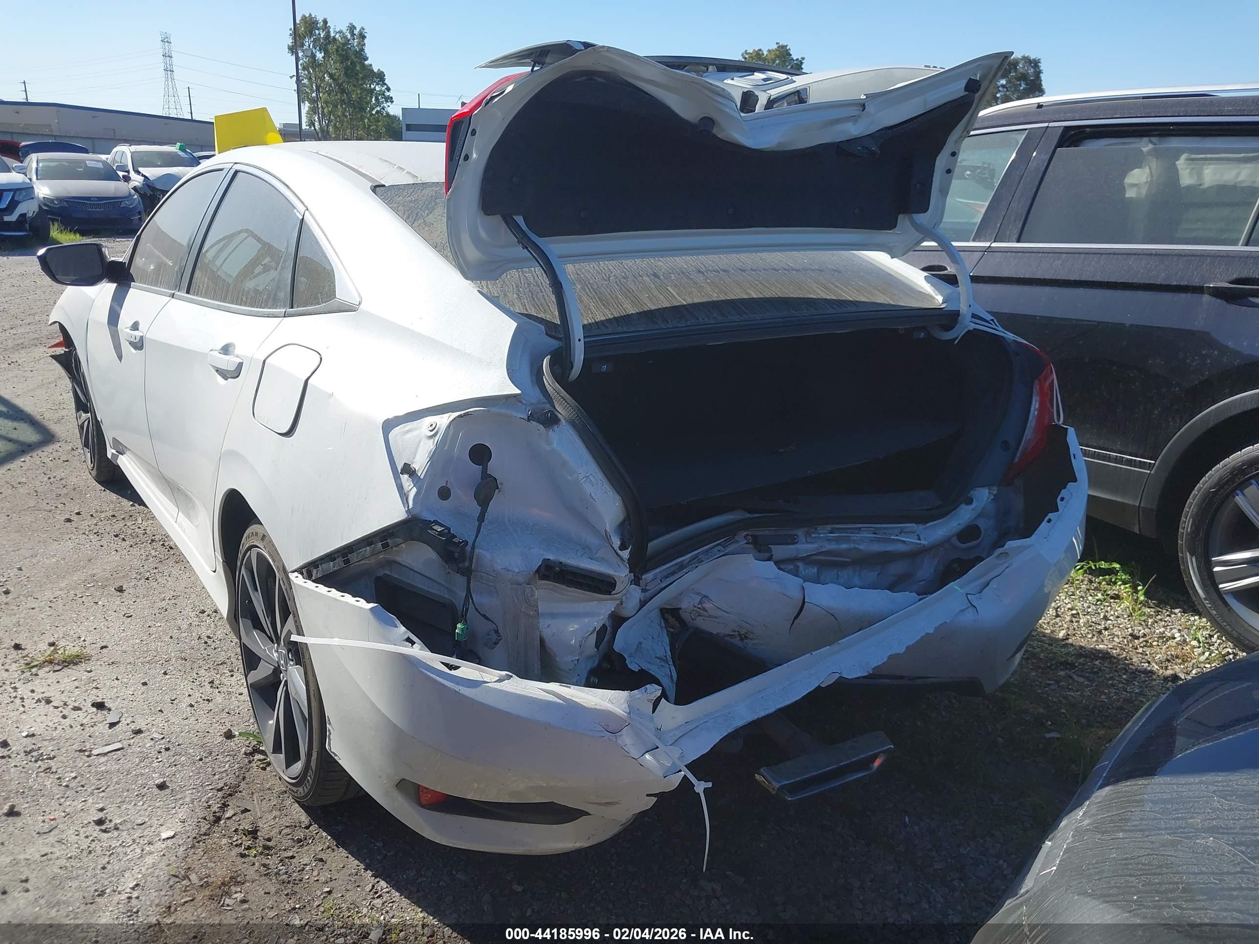 HONDA CIVIC image 3