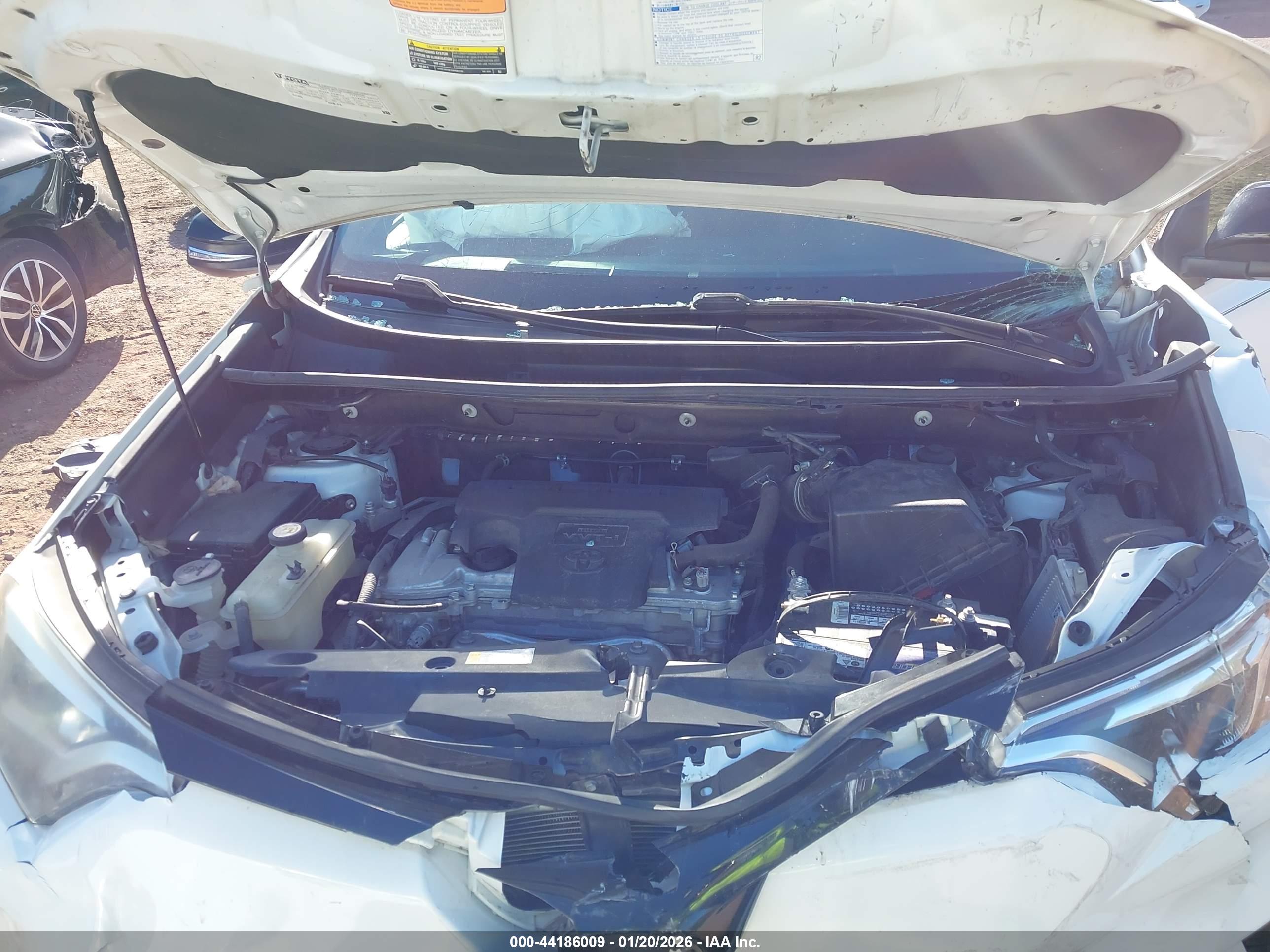 TOYOTA RAV4 image 10