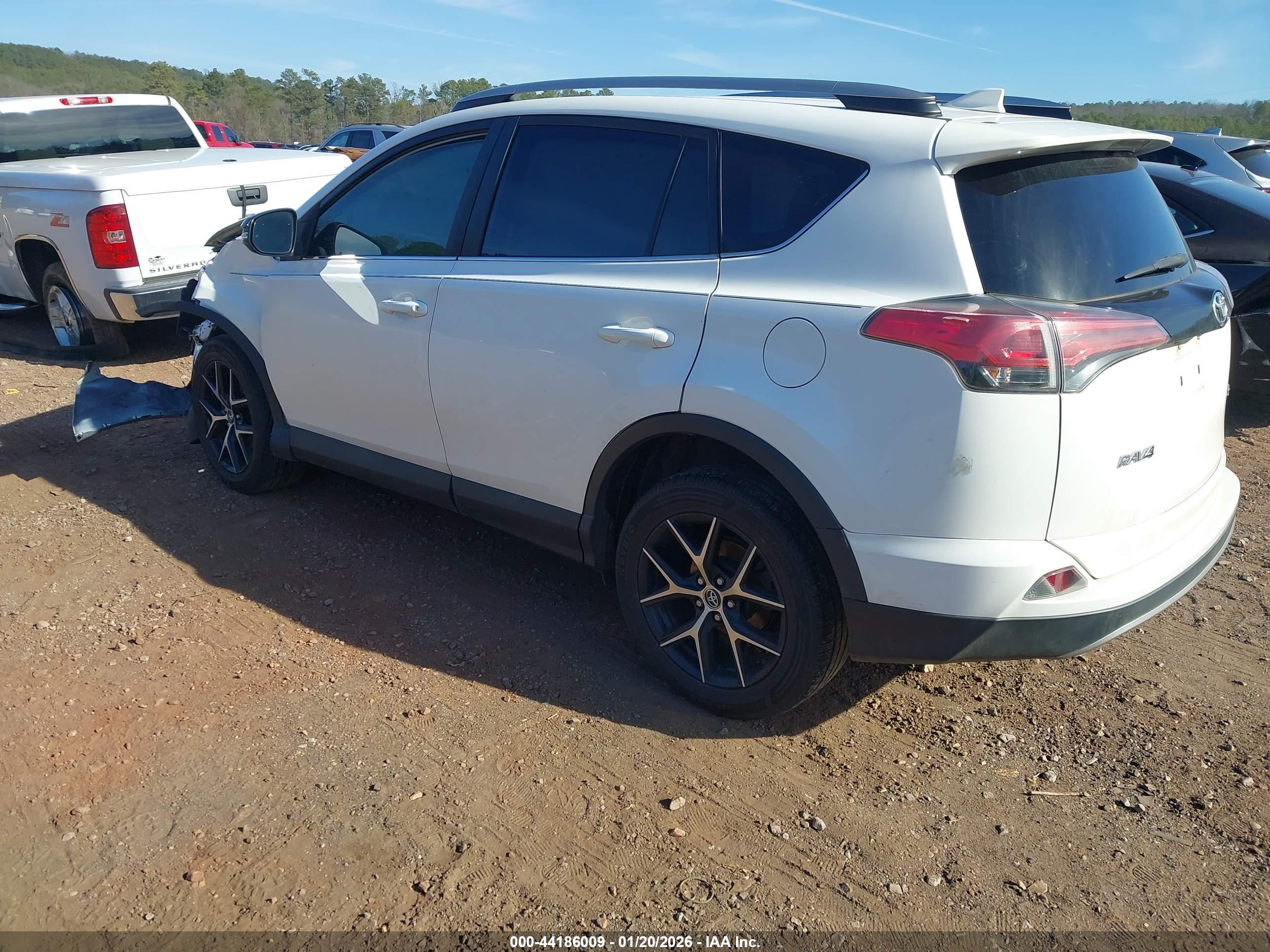 TOYOTA RAV4 image 3