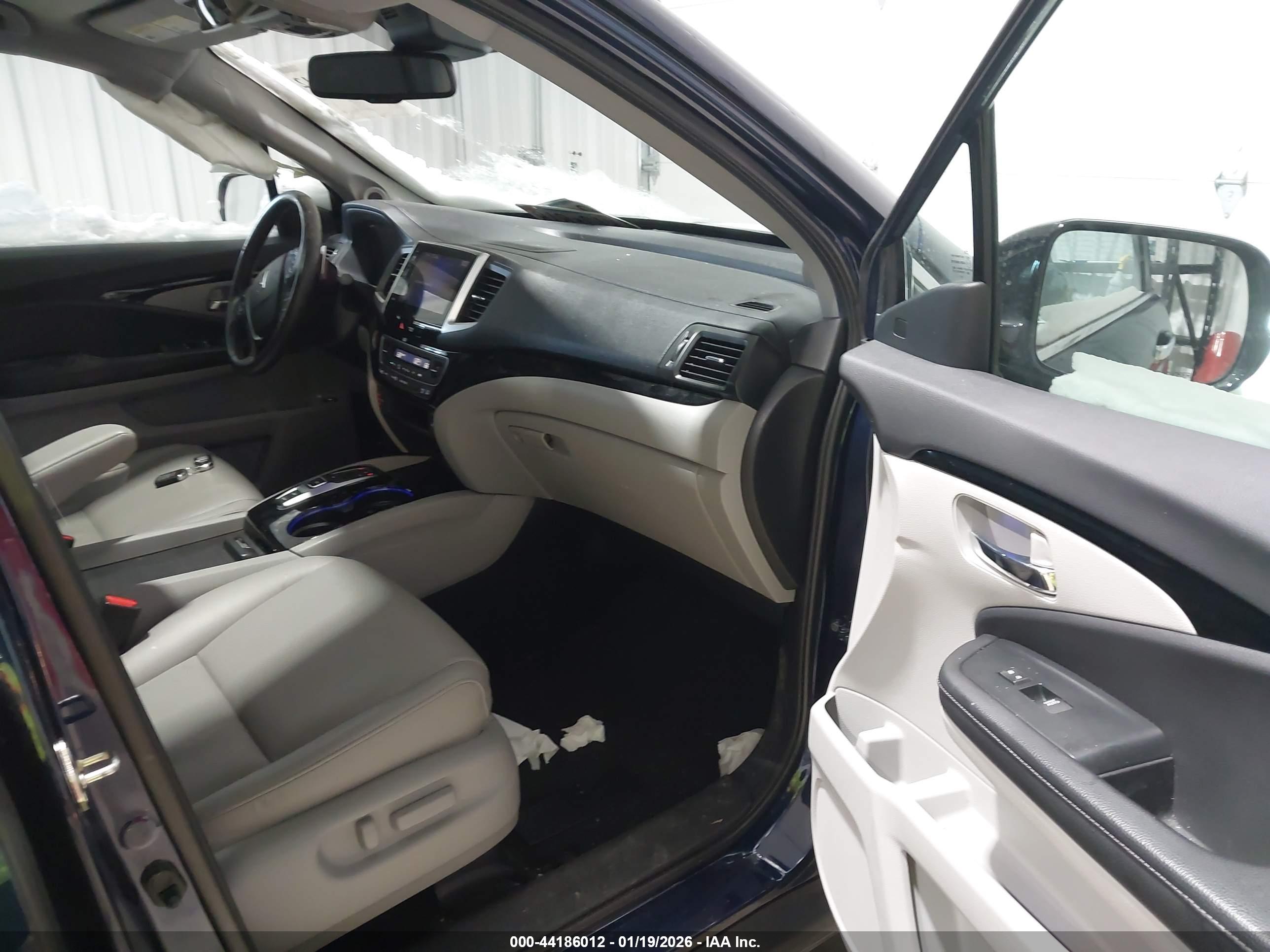 HONDA RIDGELINE image 5