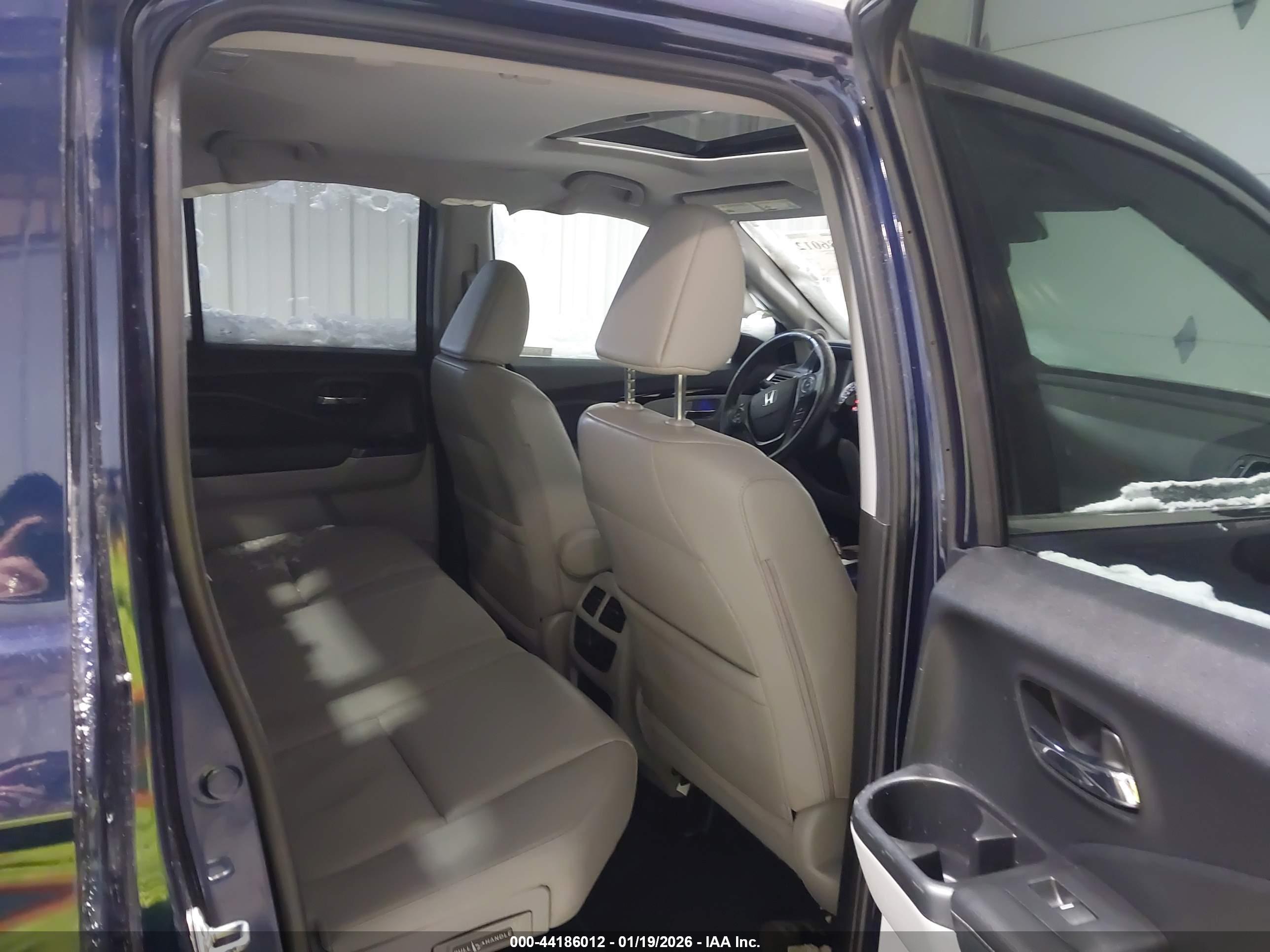 HONDA RIDGELINE image 8