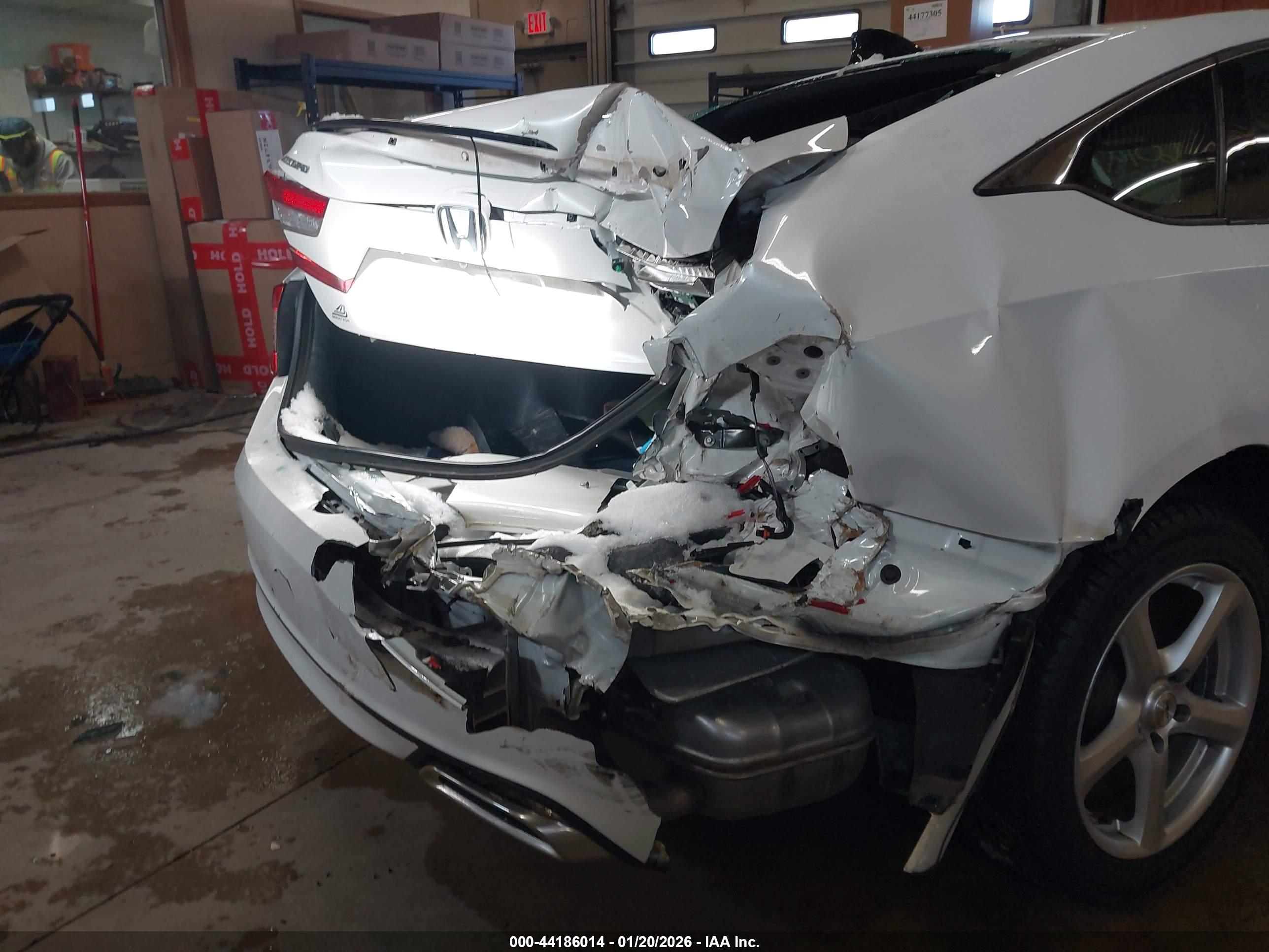HONDA ACCORD image 6