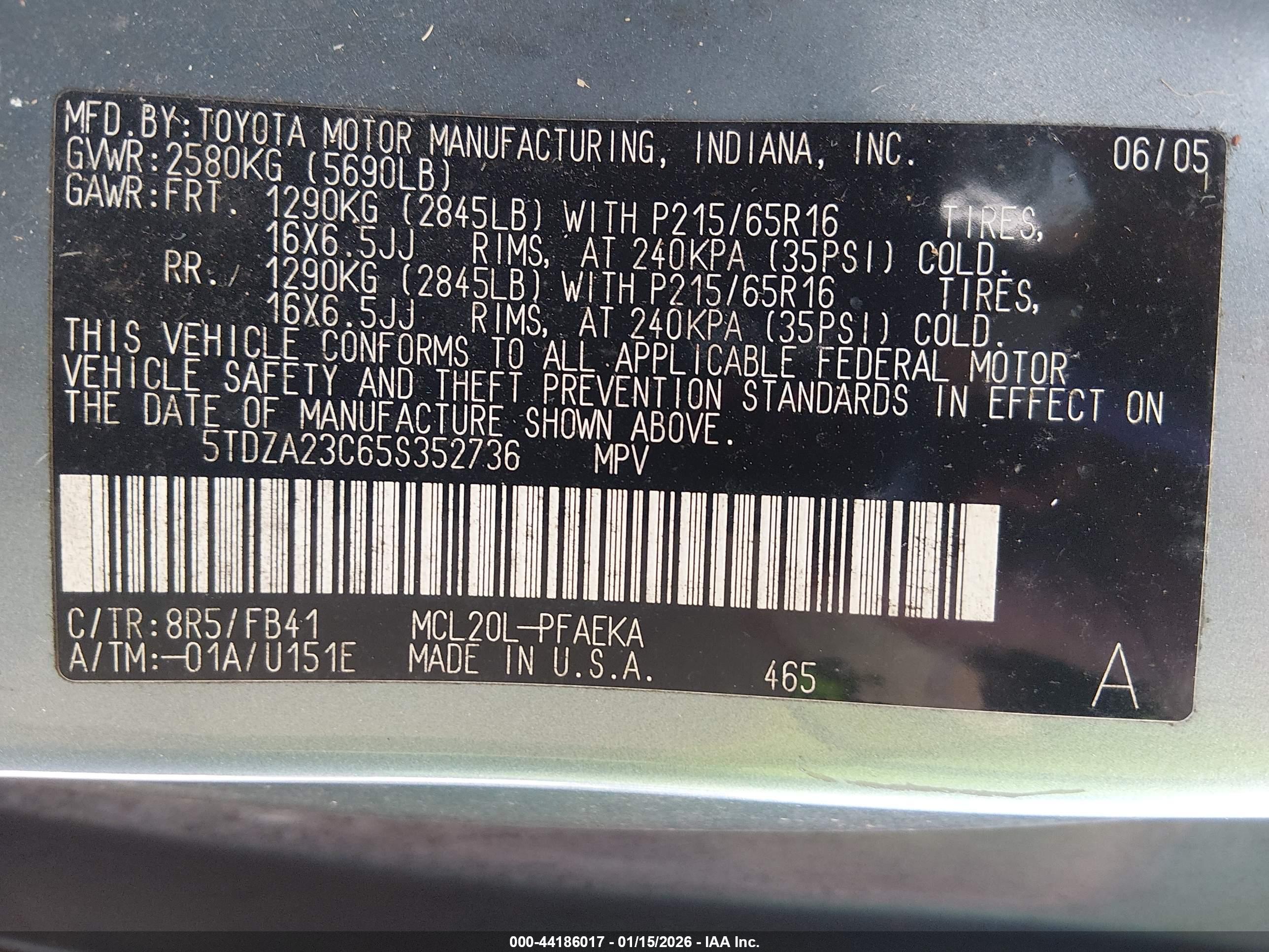 TOYOTA SIENNA image 9
