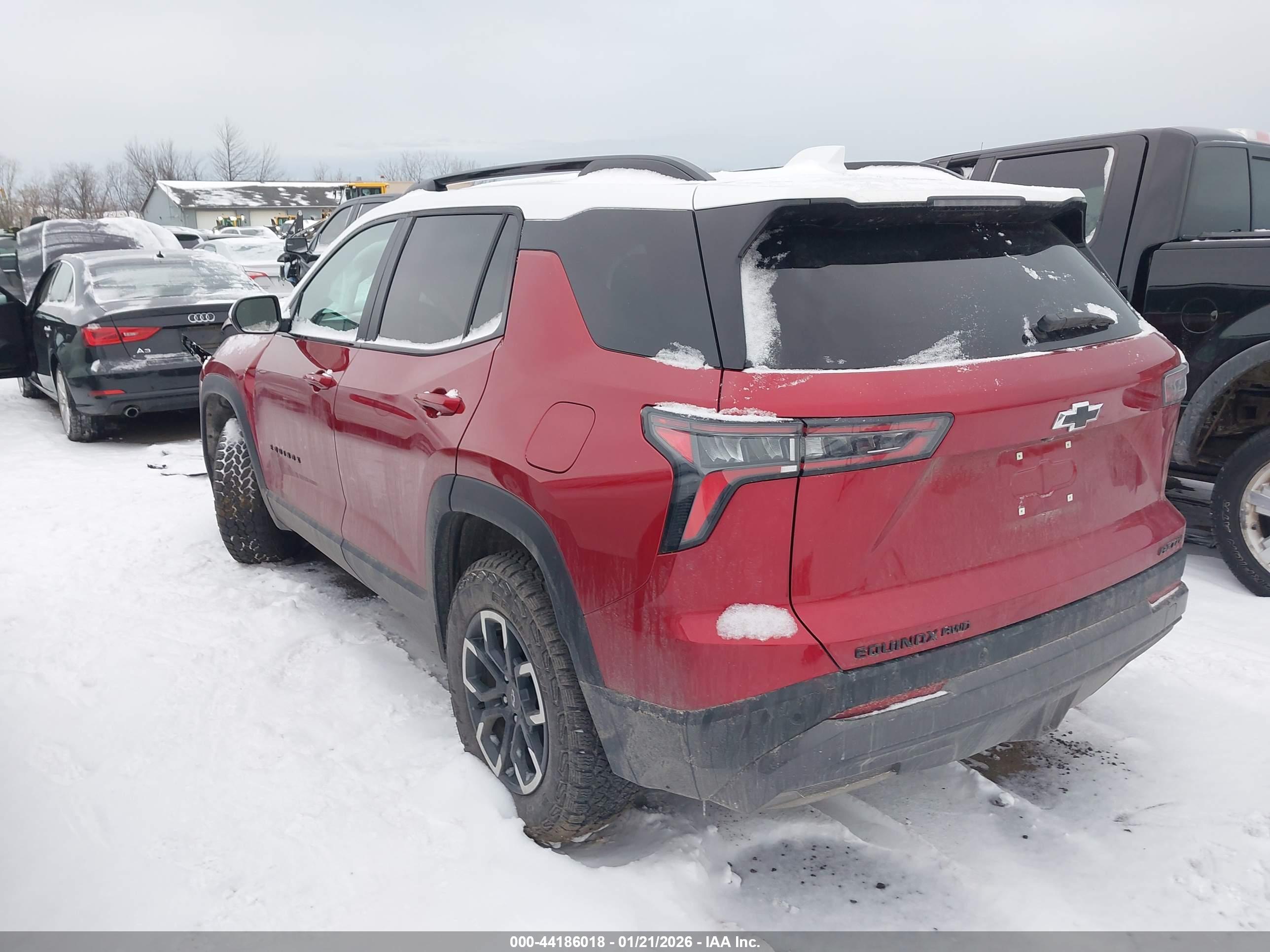 CHEVROLET EQUINOX image 3