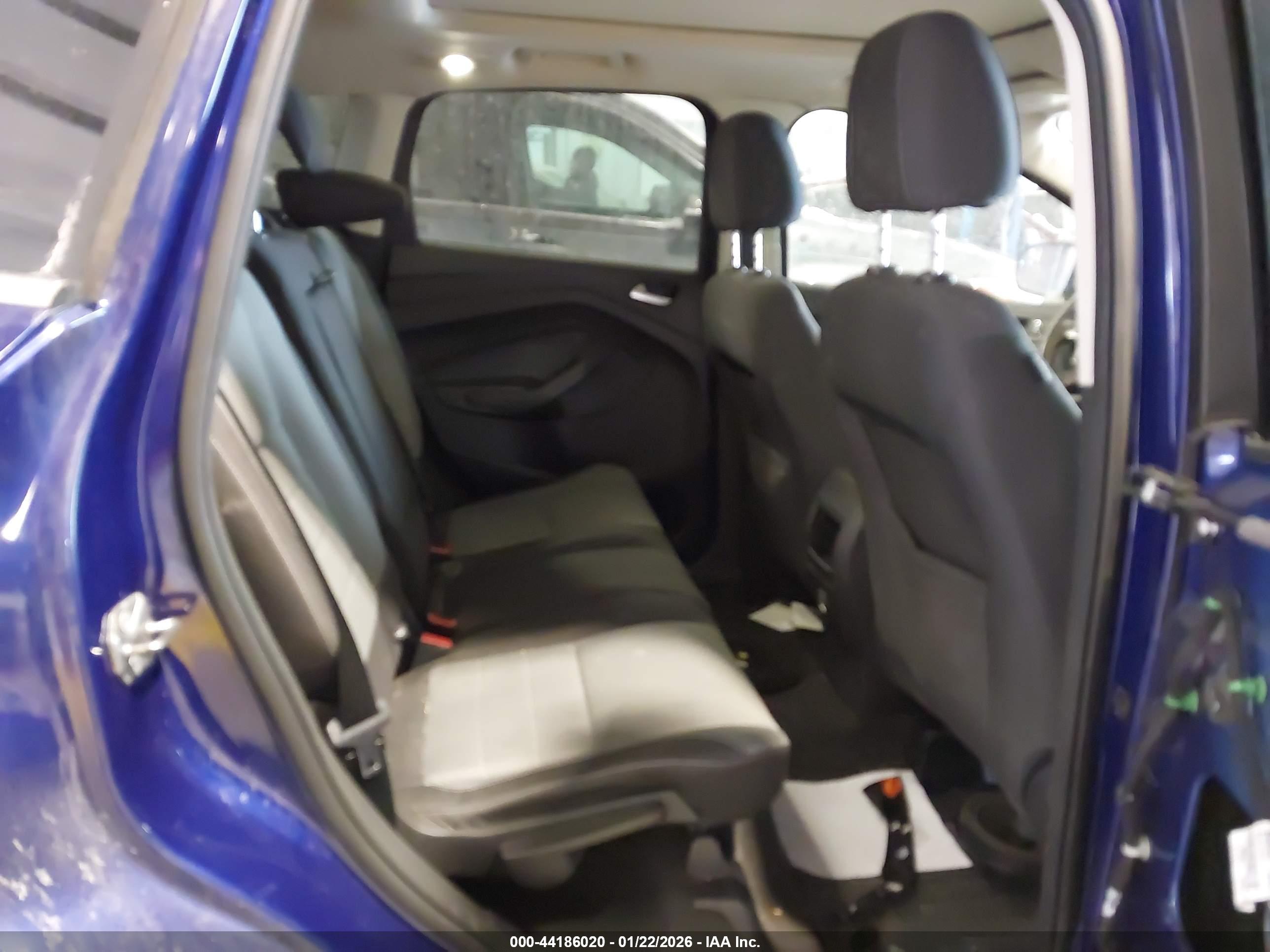 FORD ESCAPE image 8