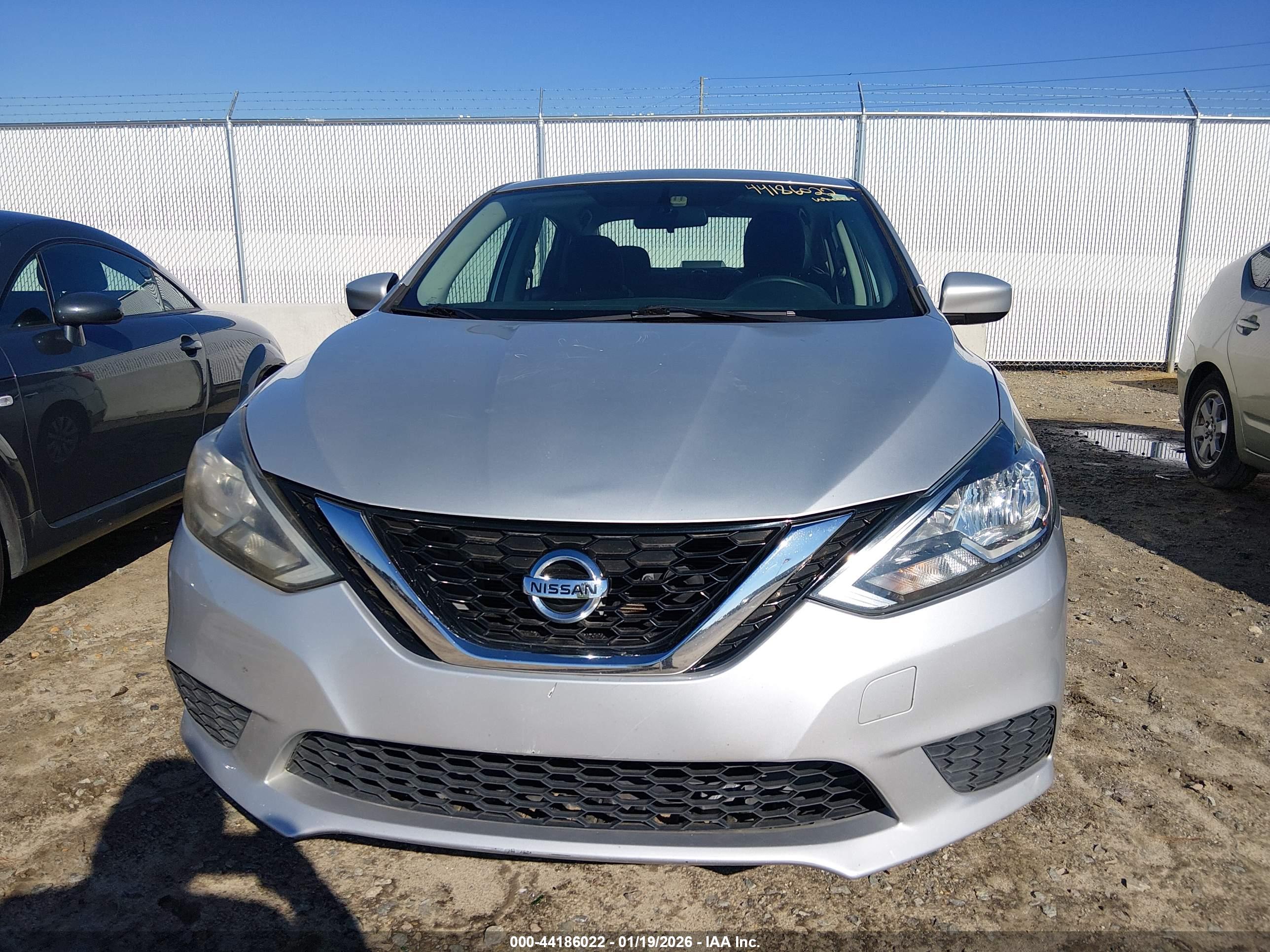 NISSAN SENTRA image 6